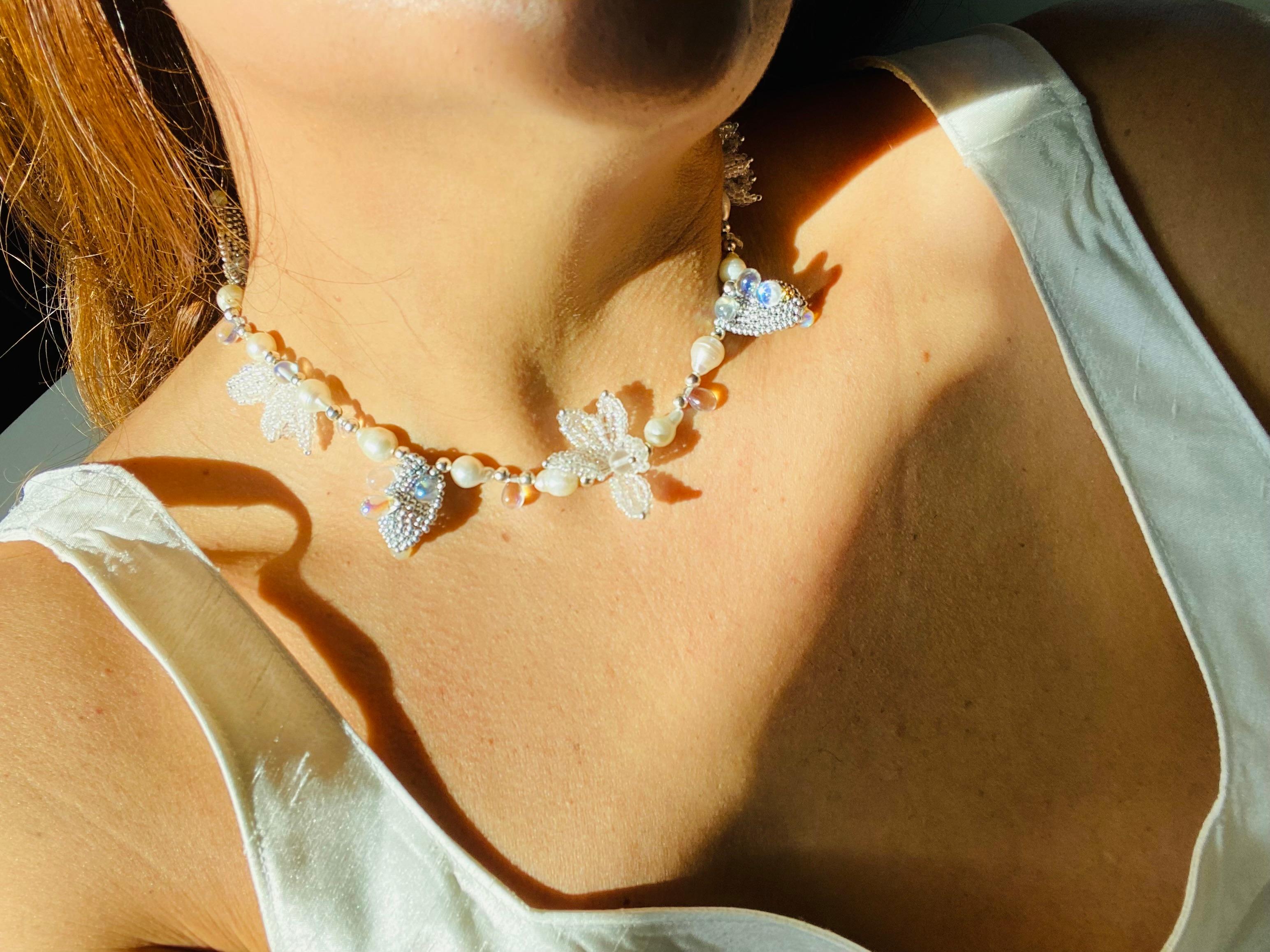 Perle Olympia  Collier ras du cou en opale et perles en vente