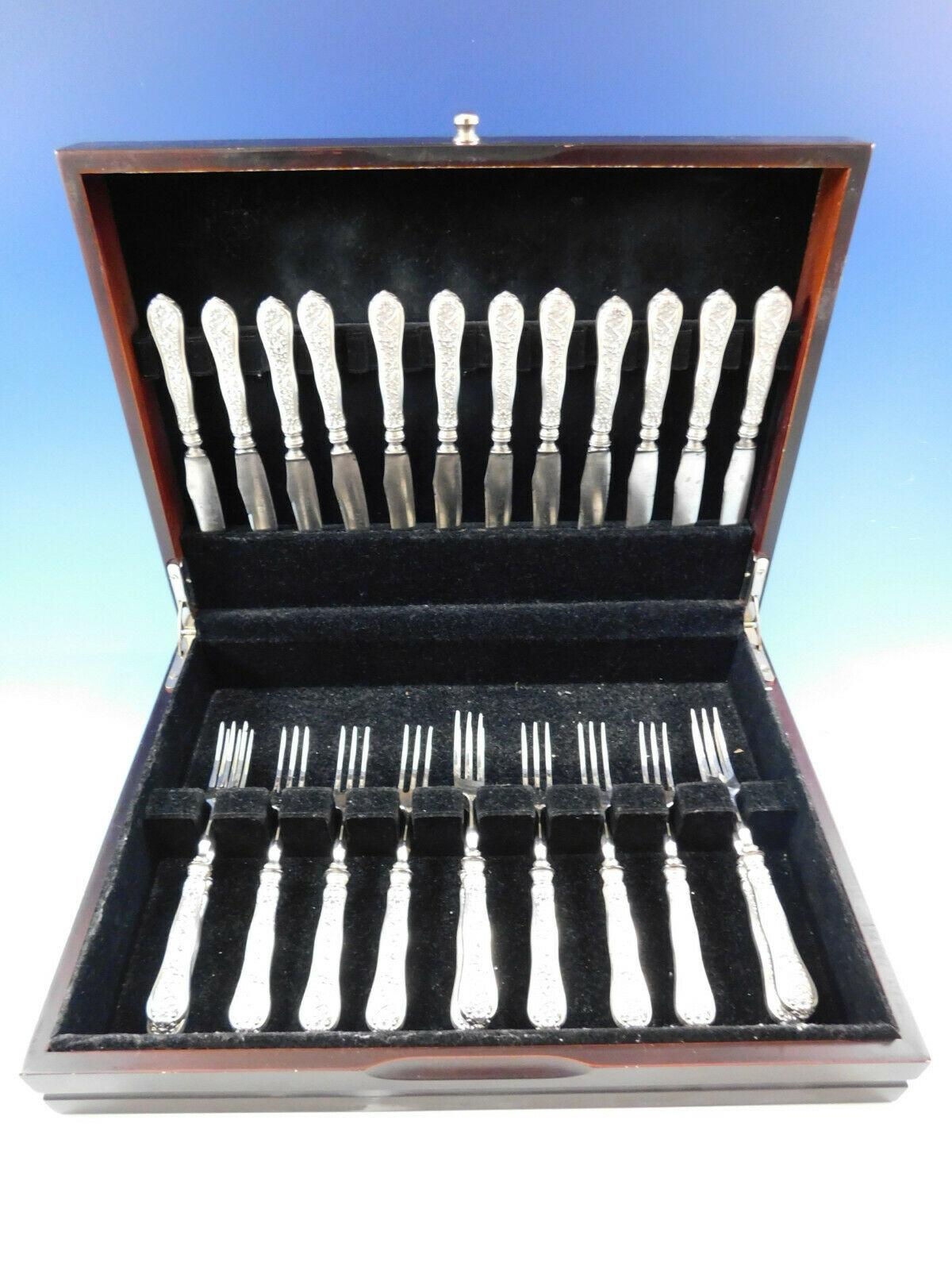Superb dinner size Olympian by Tiffany & Co. sterling silver flatware set - 59 pieces. This set includes:

8 large dinner size knives, 10 1/4