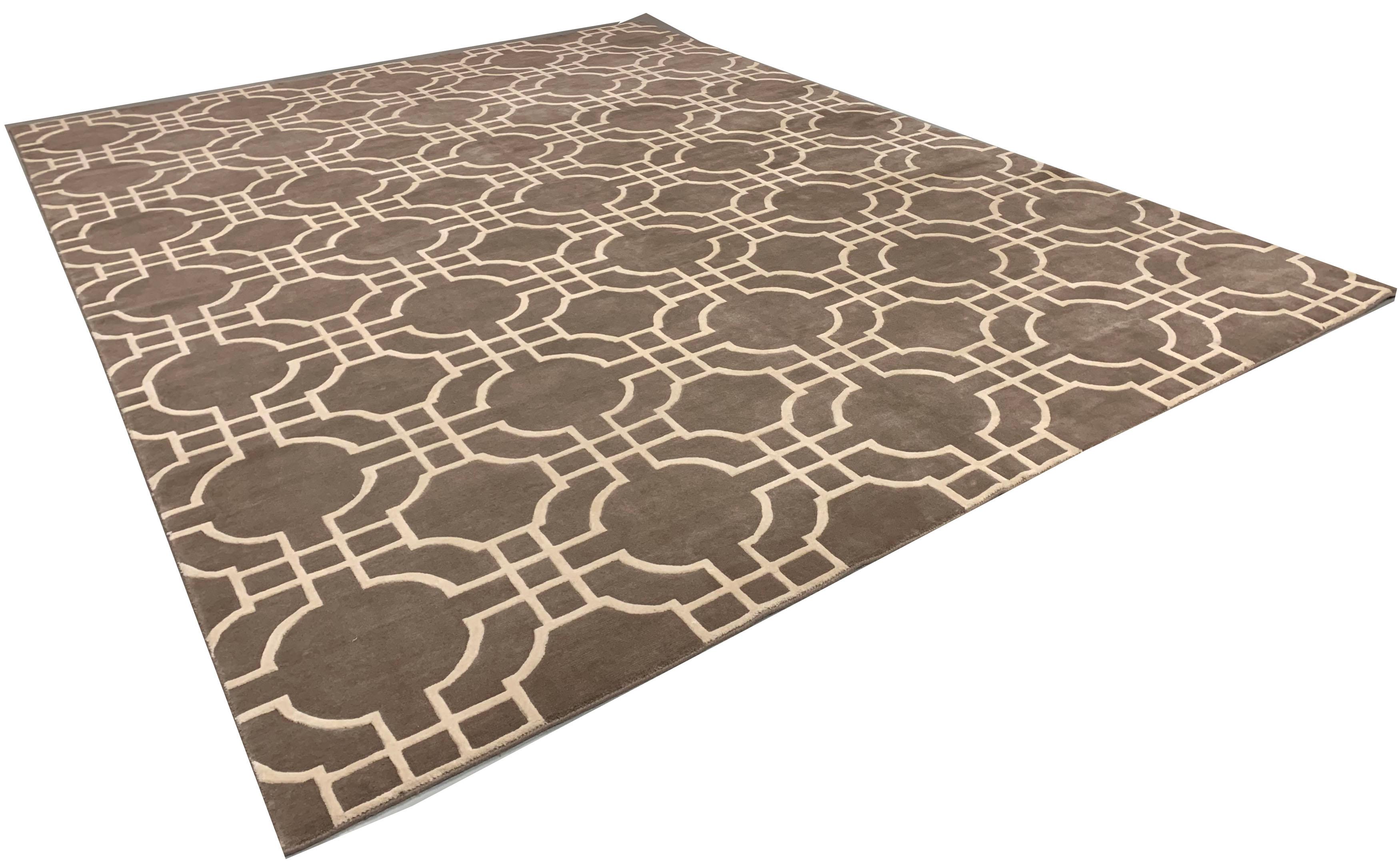 Indian Olympic Collection Taupe Cream Rug 9' x 12' For Sale