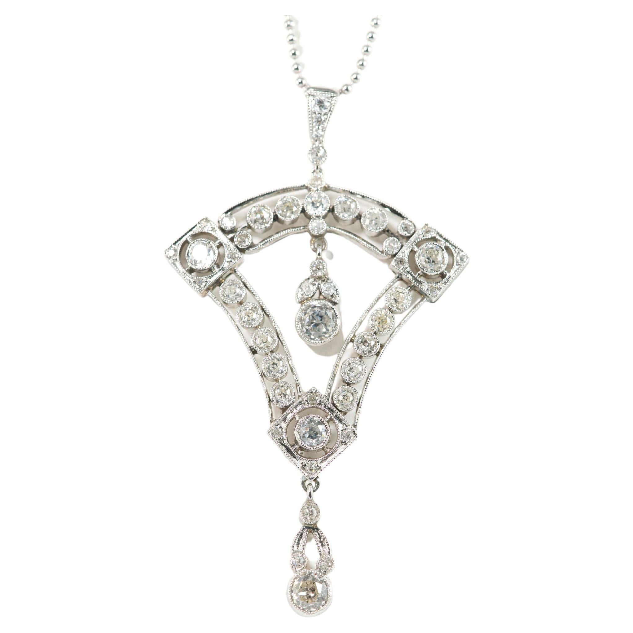 OLYMPUS ART Certifié, 
Art unique,
950 PT Platine,
2,15 ct. Diamant rond

Collier âme et cœur - Pendentif
