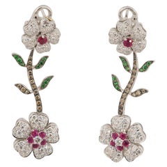 Boucles d'oreilles en or blanc, diamants, tsavorites et rubis certifiés Olympus Art