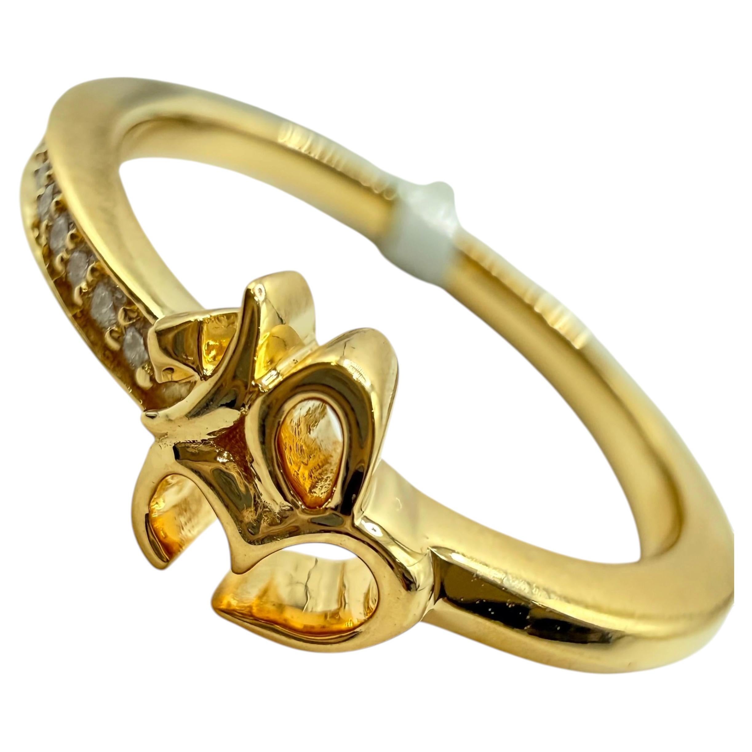 OM diamond ring 18KT ring cute diamond ring yellow gold For Sale