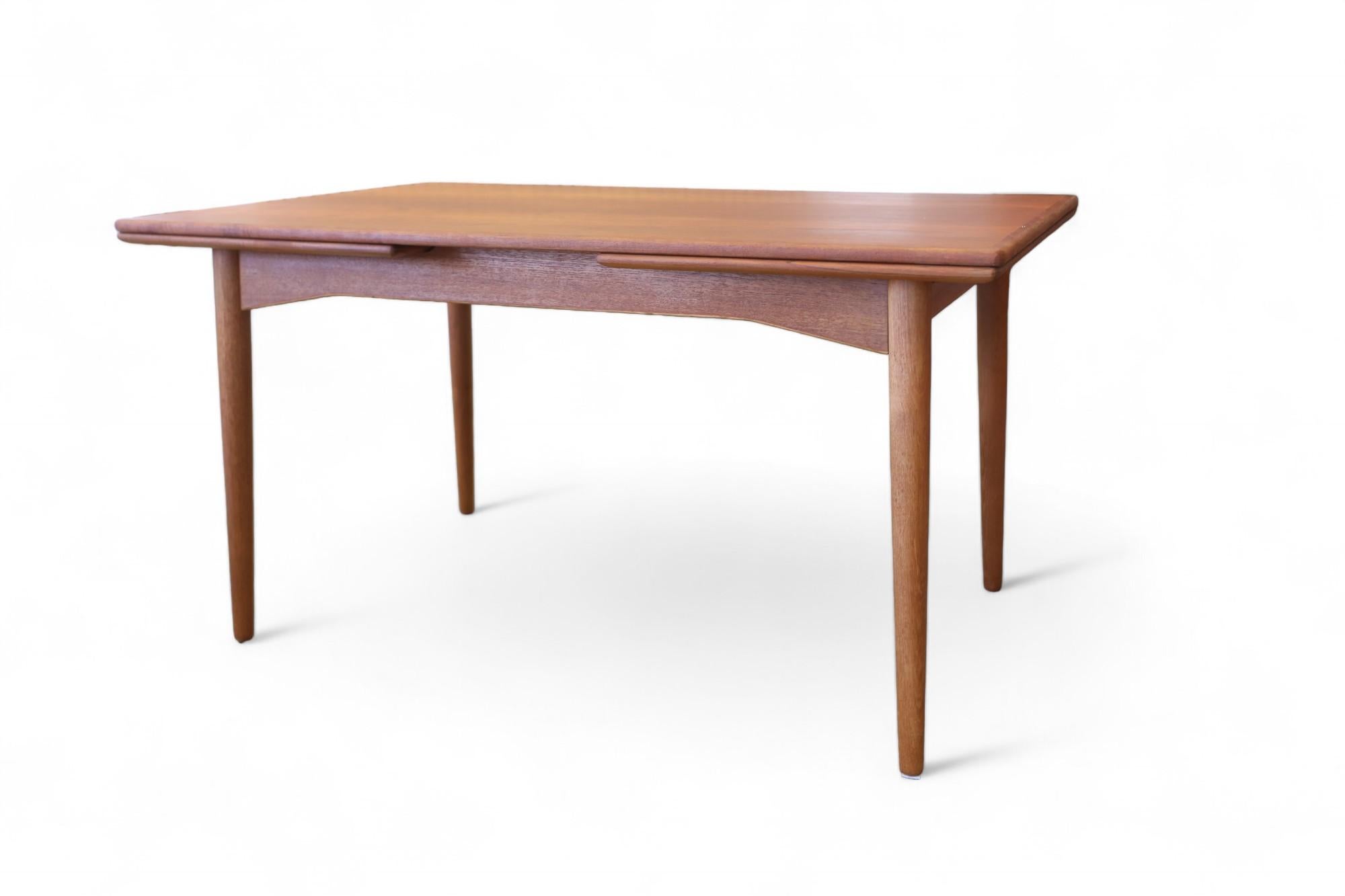 Omann Jun Dining Table Mod 50 in Teak with Pull-Out Tops, 1960s For Sale 6