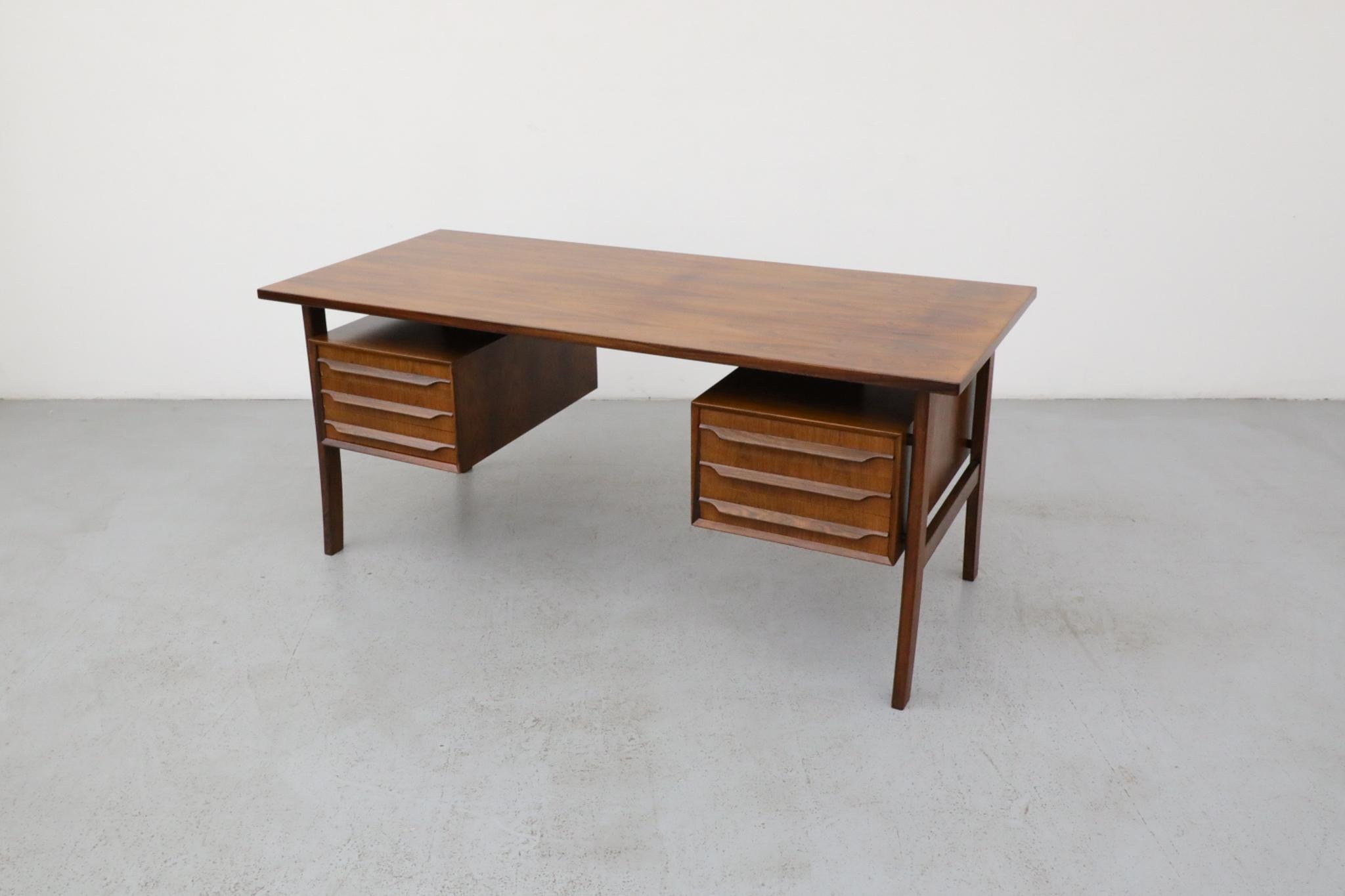 20th Century Omann Jun Møbelfabrik Attributed Executive Rosewood Desk with Drawers