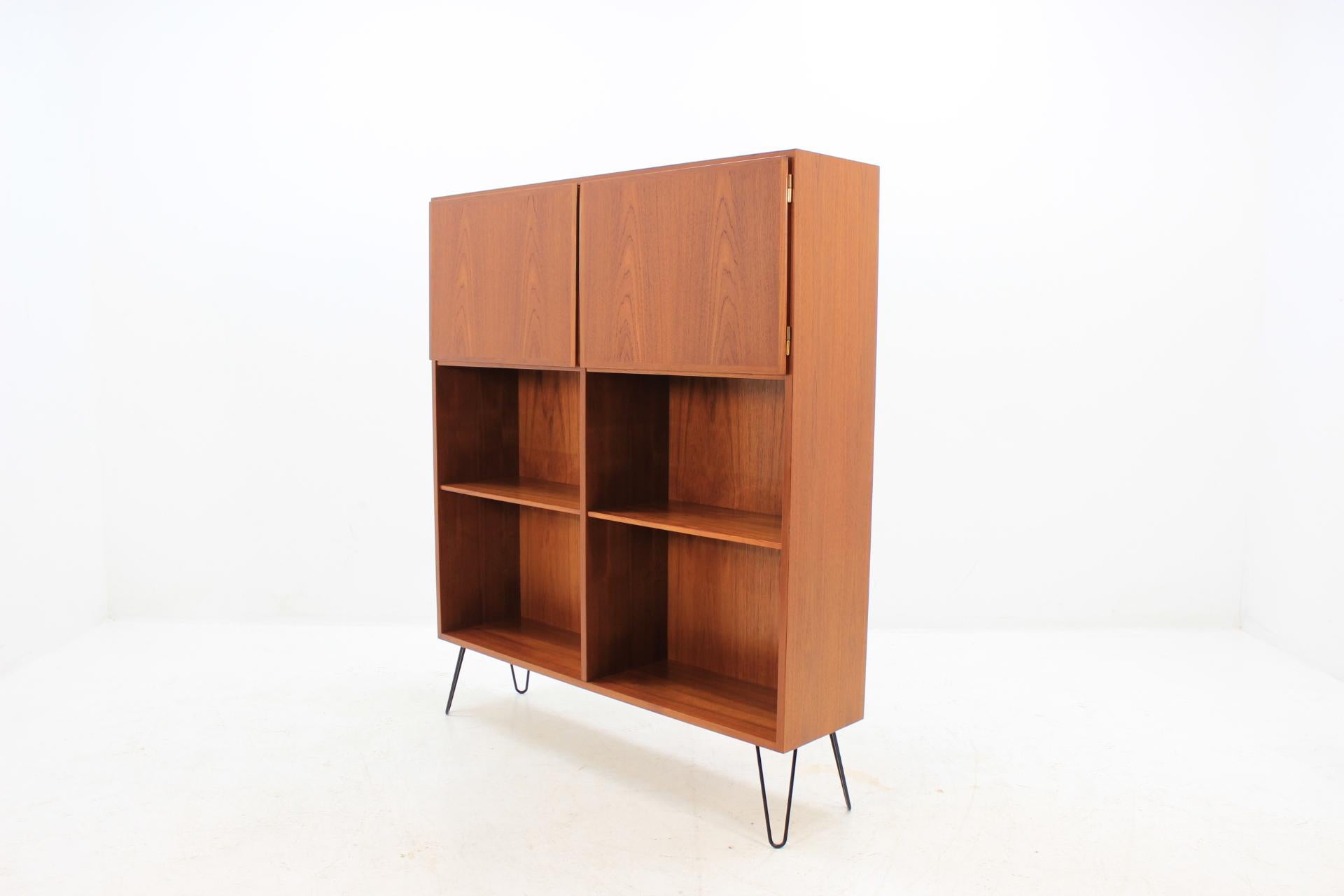 Omann Jun Mid-Century Danish Teak Cabinet 1960s In Good Condition In Praha, CZ