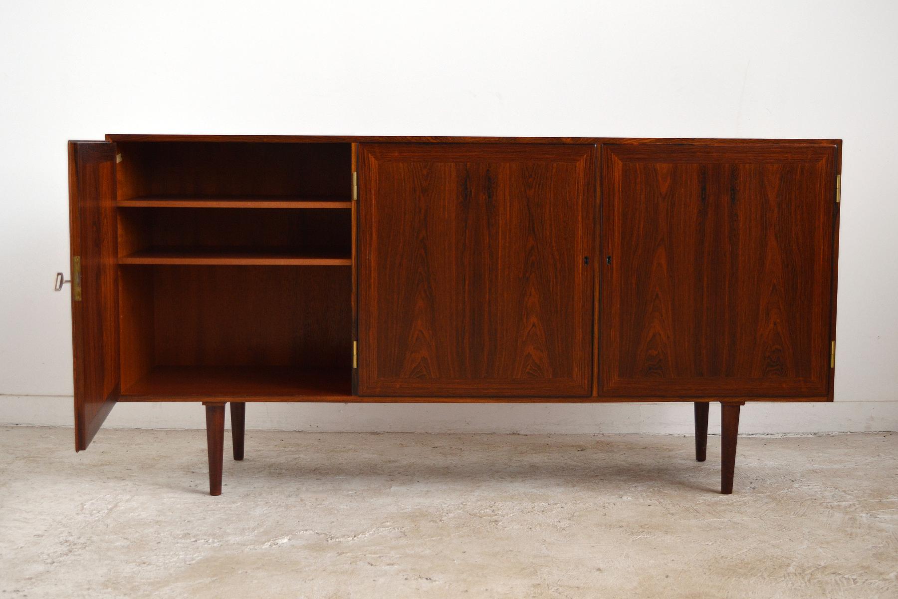 Omann Jun Rosewood Credenza 1 of 2 In Good Condition In Highland, IN