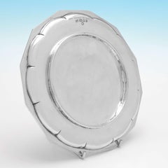 Omar Ramsden Me Fecit - sterling silver dish in the arts & crafts style - 1934