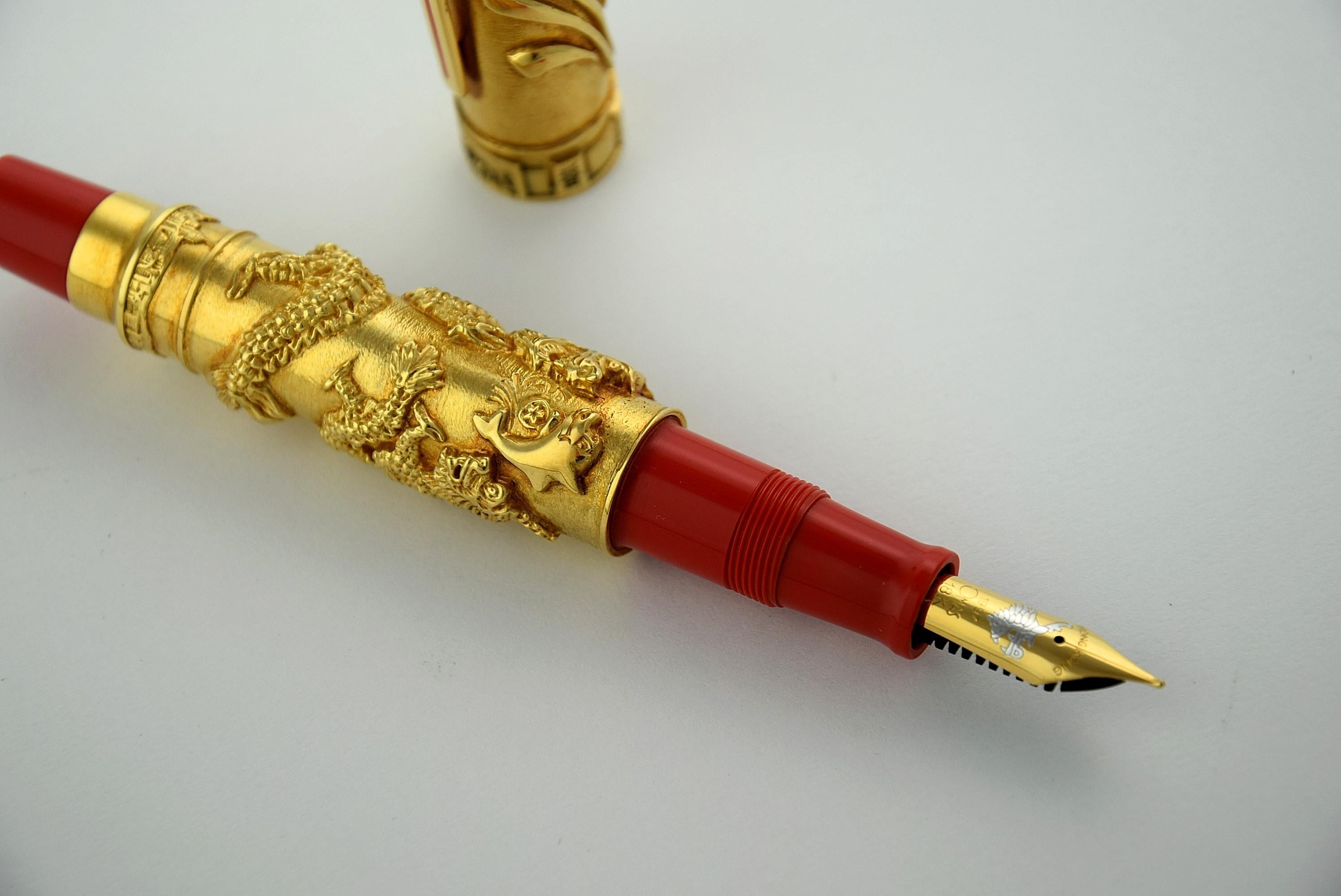 Omas 1997 18-Karat Gold Return to the Motherland Limited Edition Fountain Pen For Sale 13