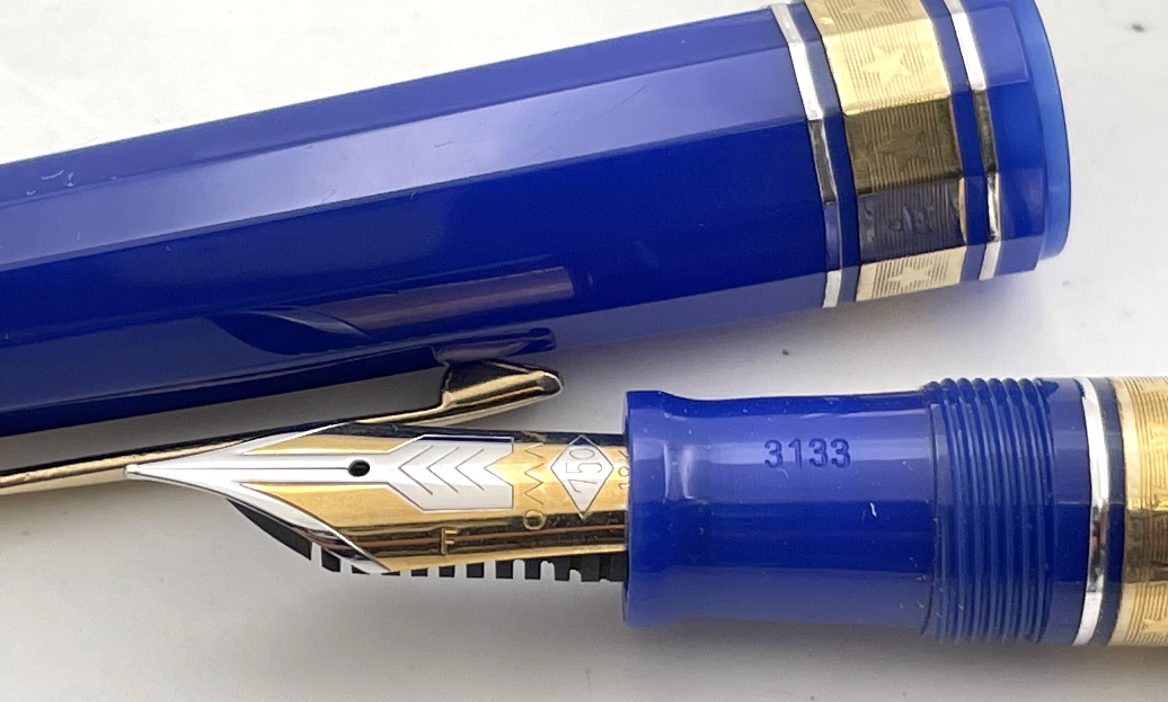 Gold Omas Limited Edition Europa Fountain Pen in Original Box For Sale
