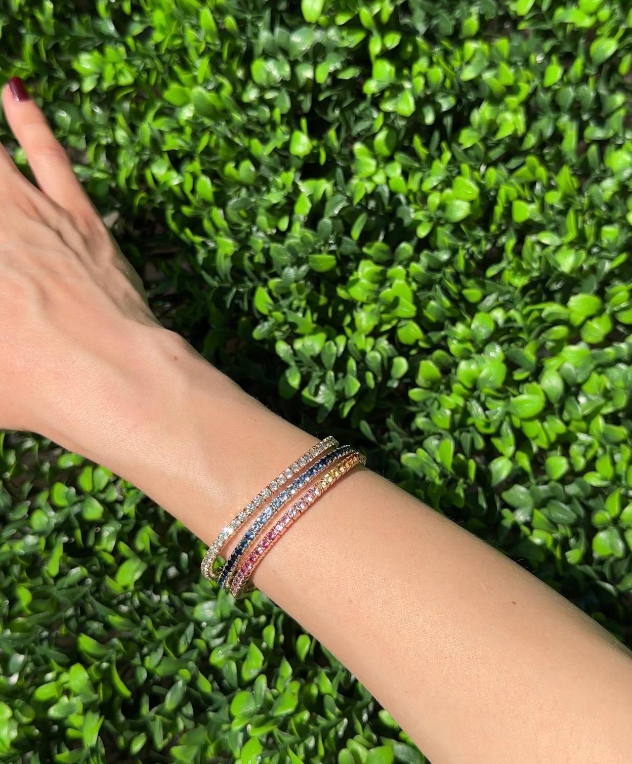 Ombré Blue Sapphire Stretchy Tennis Bracelet In New Condition For Sale In New York, NY