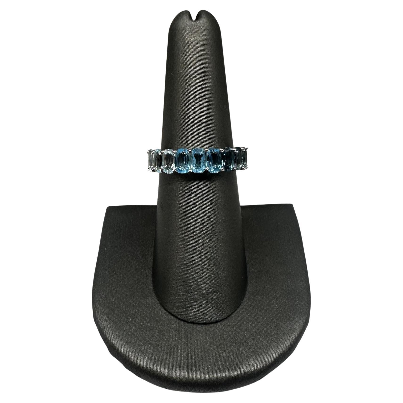 Ombre Blue Topaz Ring in Sterling Silver – Oval Cut, Size 7, New For Sale