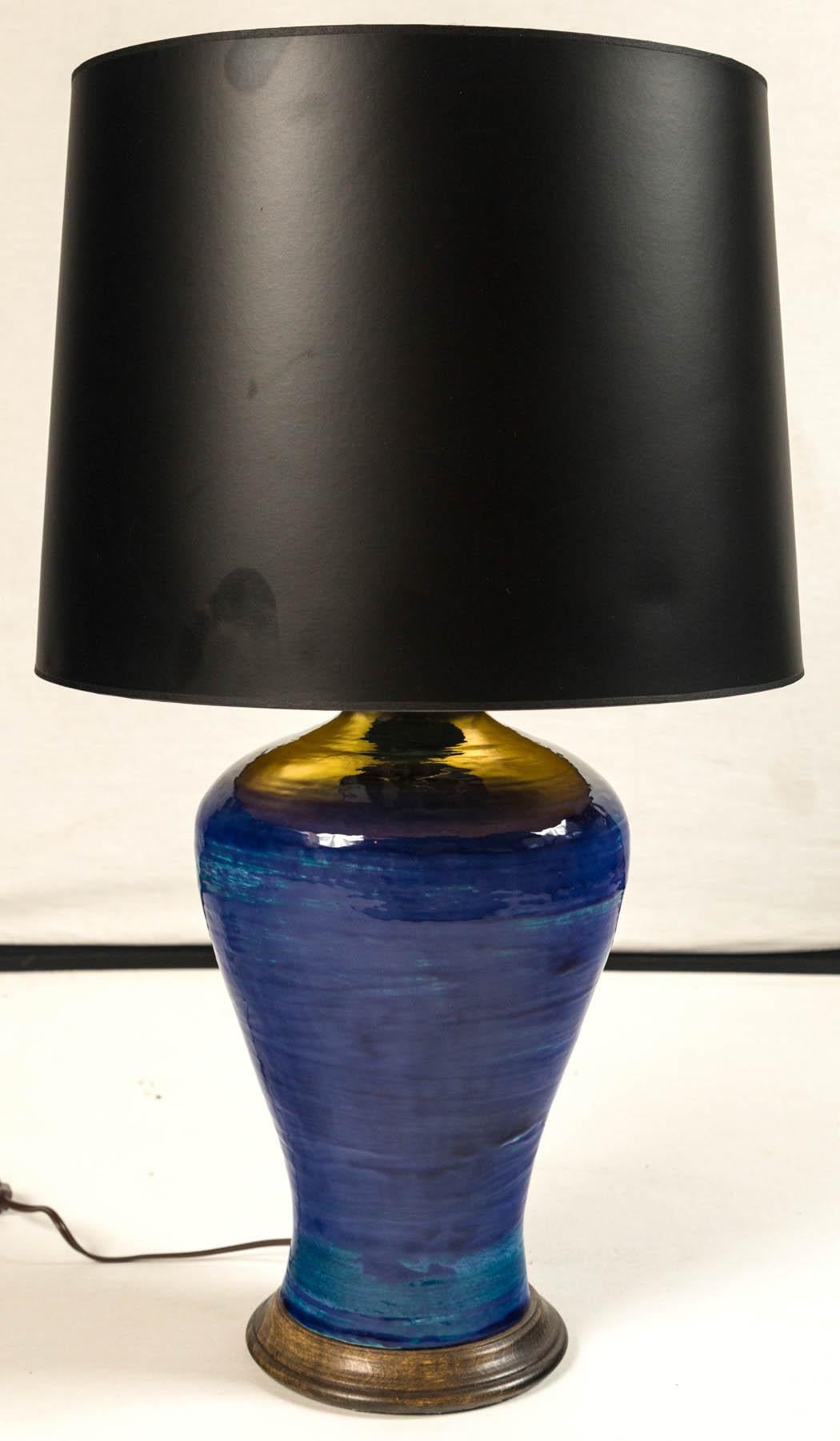 ombre ceramic table lamp