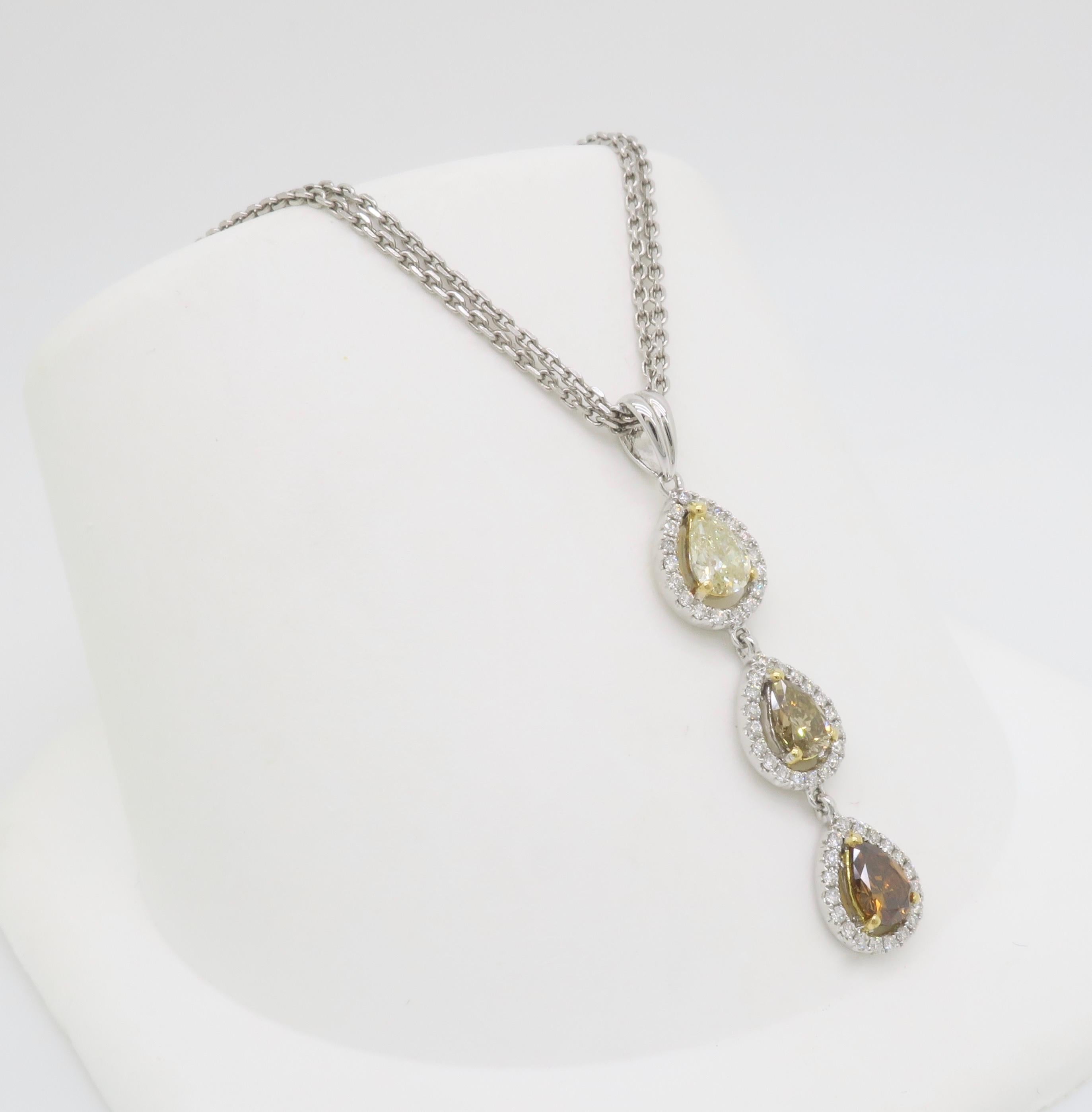 Taglio a goccia Collana con ciondolo a goccia con diamanti in stile Ombre in vendita