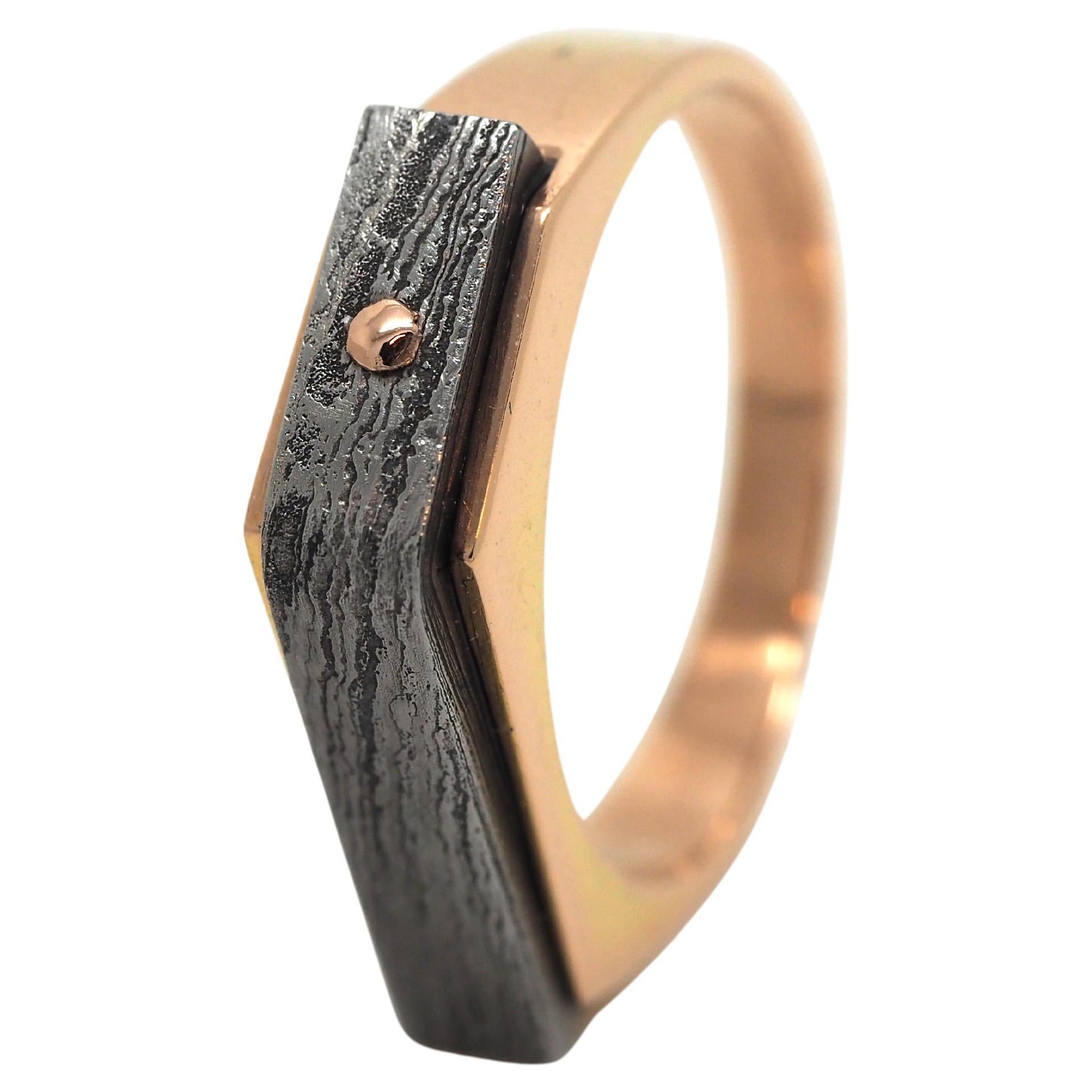 Ombres Portees A-24 Gold Ring by Karl Mazlo