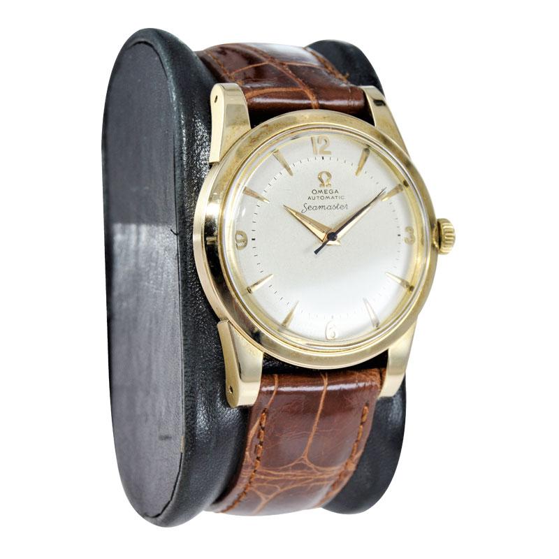 Omega 14 Karat Yellow Gold Seamaster Automatic Winding 1950s avec cadran original en vente 5