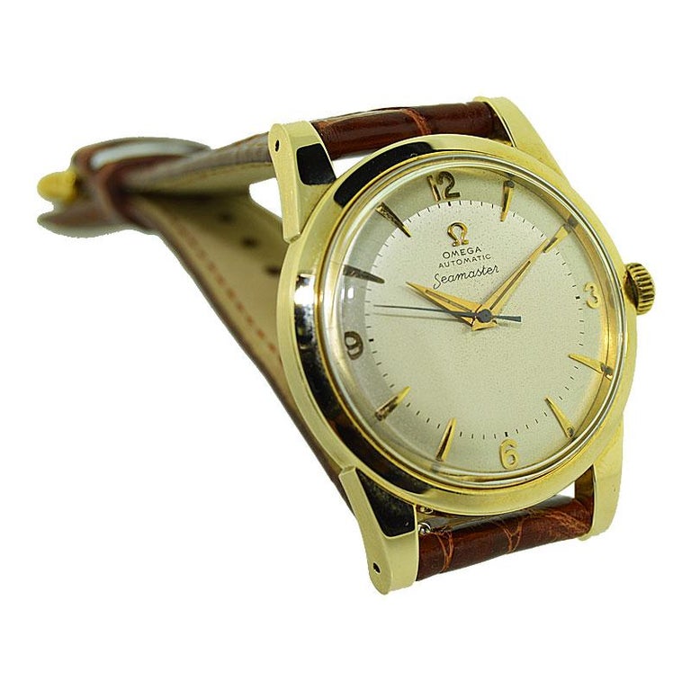 Omega 14 Karat Yellow Gold Seamaster Automatic Winding 1950s with