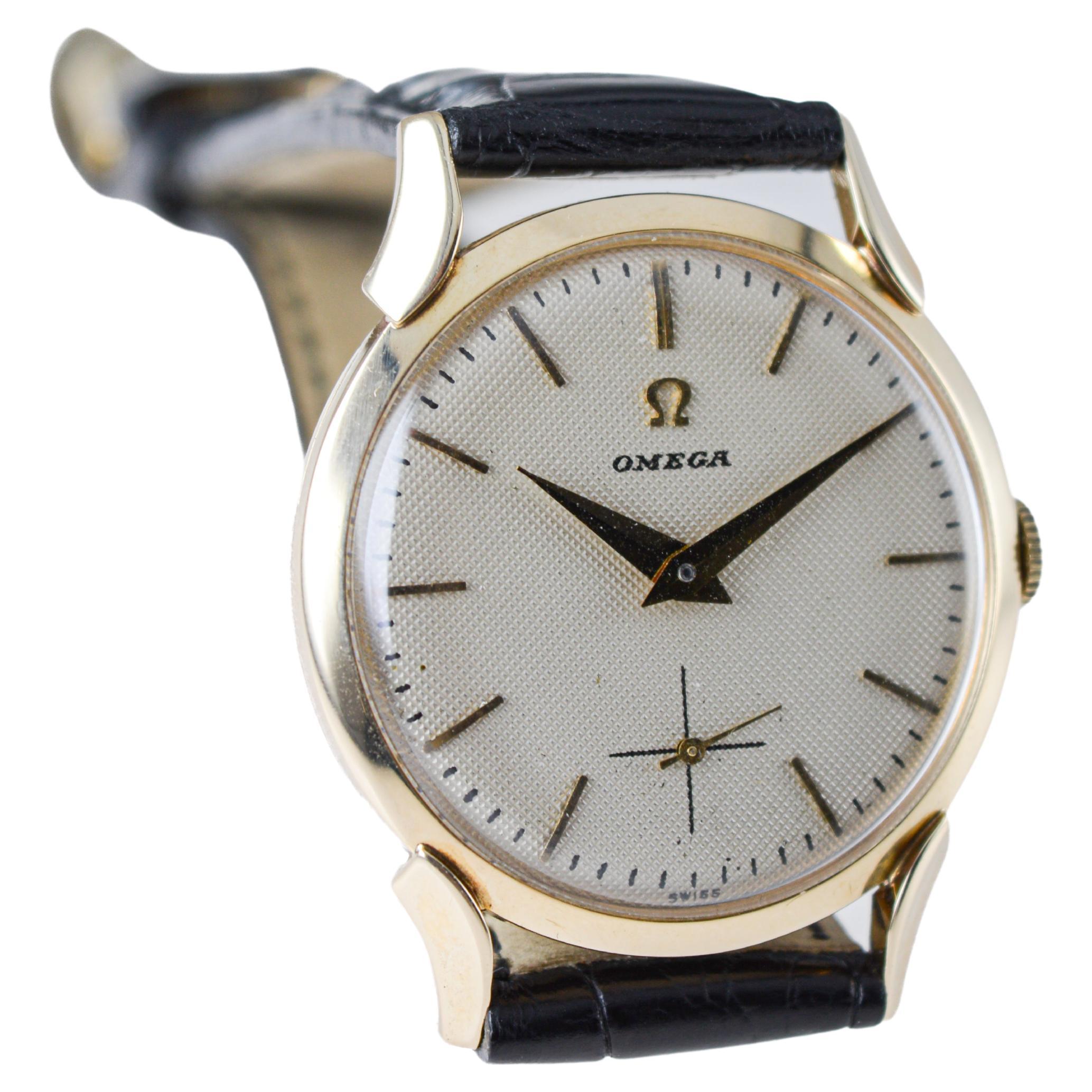 Omega 14Kt Solid Gold Watch Mid Century Watch with Original Waffle Dial For Sale 2