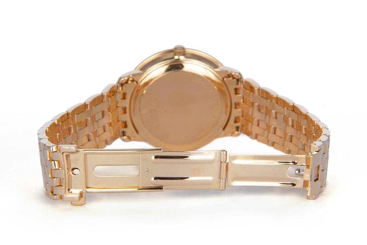 Round Cut Omega 18 Karat Rose Gold and Diamond Deville Prestige Co-Axial 413.55.37.20 BNP