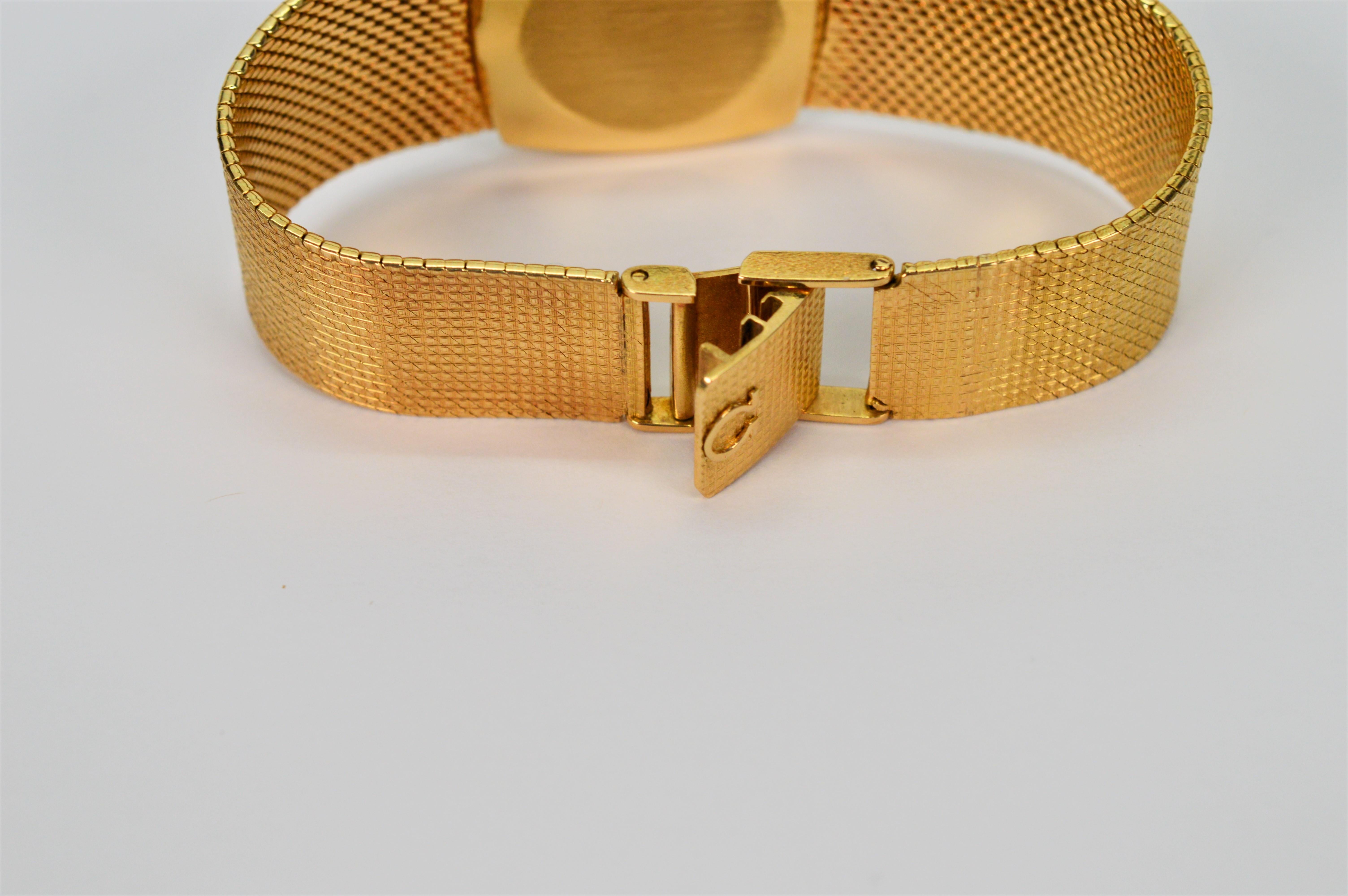 Omega 18 Karat Yellow Gold Men's Dress Wrist Watch with Box For Sale 6