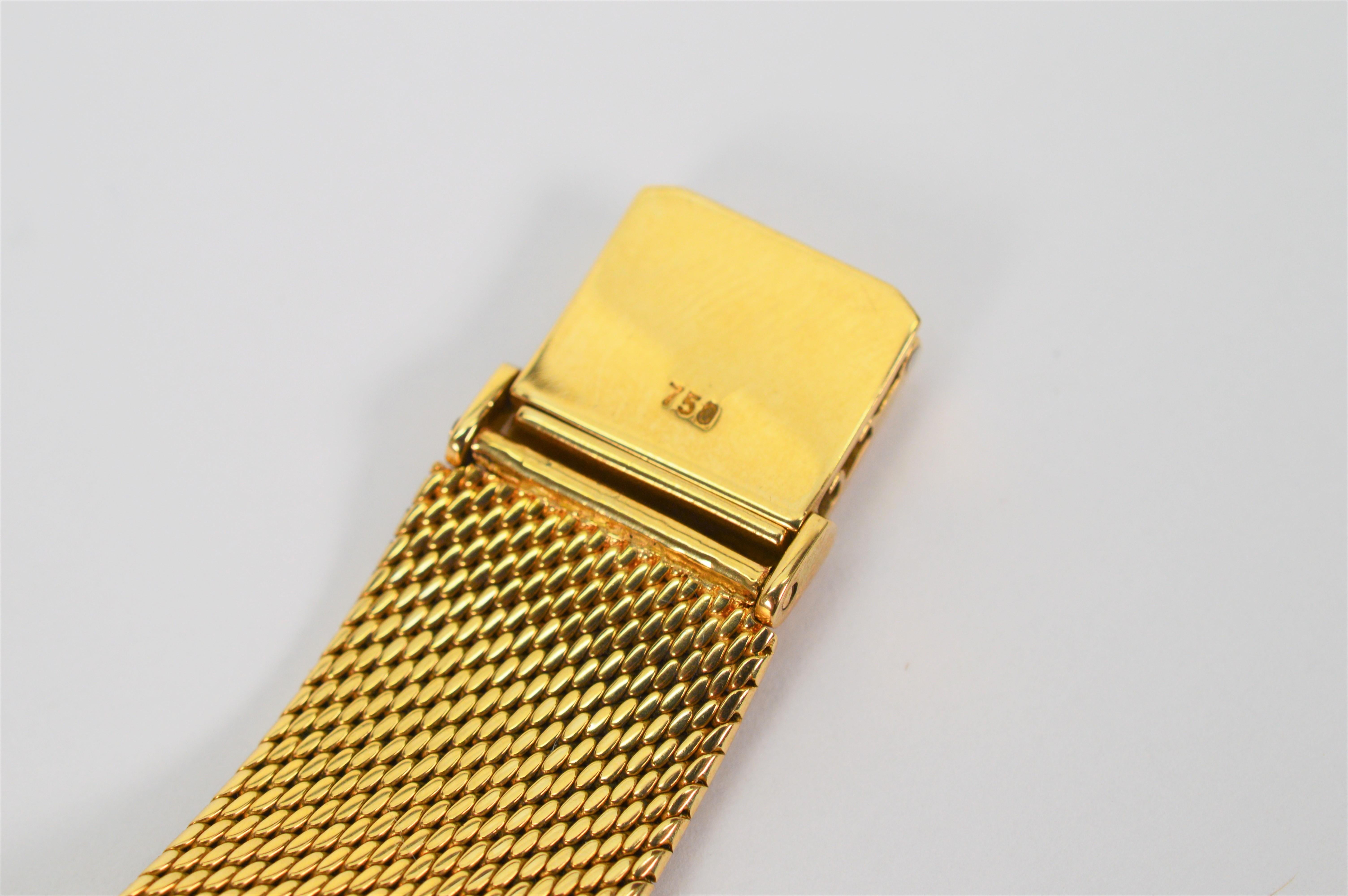 Omega 18 Karat Yellow Gold Men's Dress Wrist Watch with Box For Sale 1
