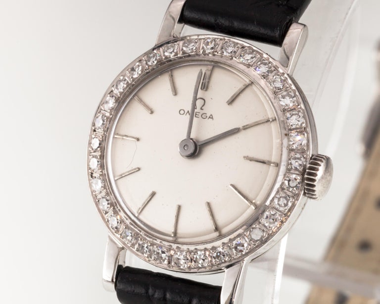 Omega 18k White Gold Women's Manual Wind Watch with Diamond Bezel 484