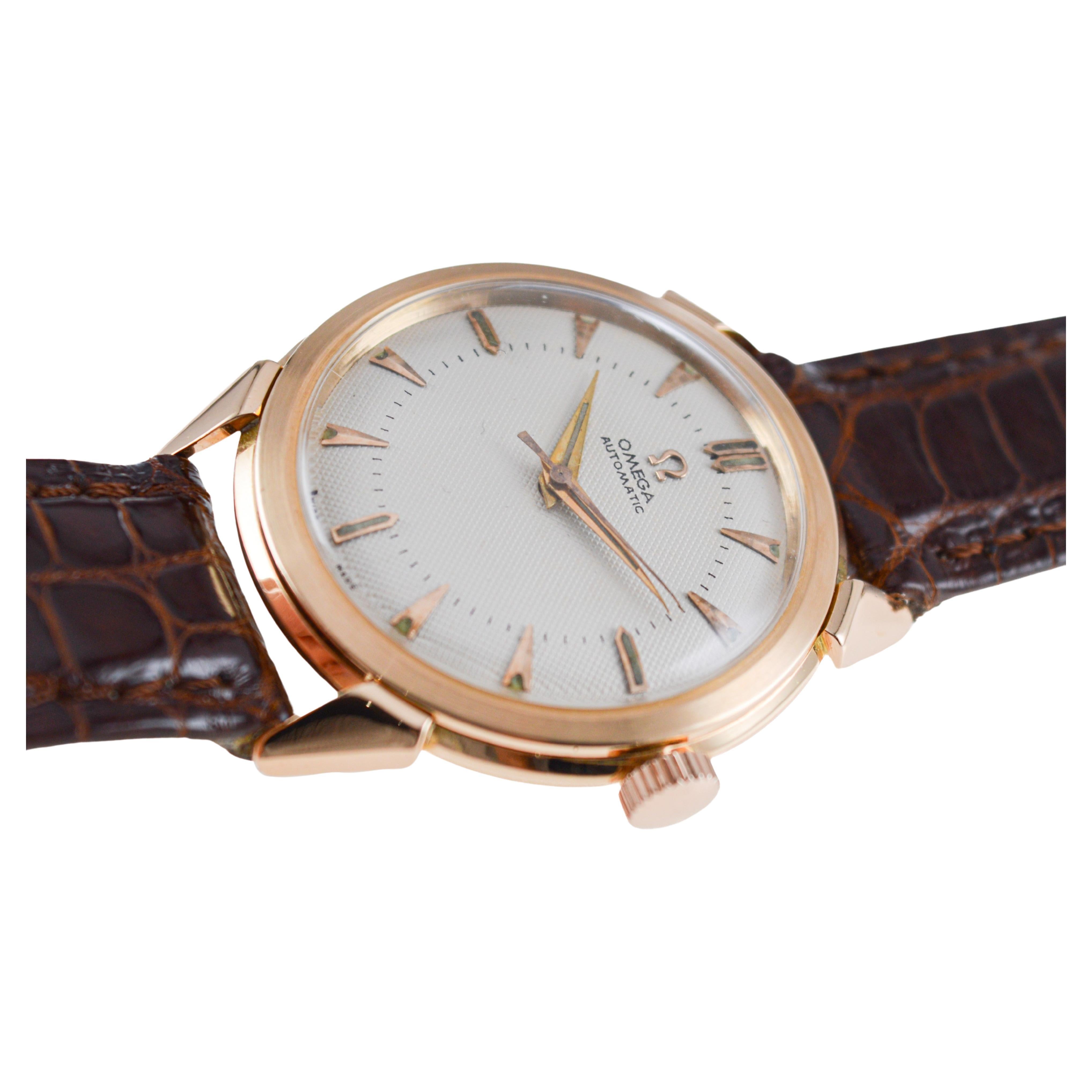 Omega 18Kt Pink Gold Bumper Automatic circa 1940's with Waffle Dial For Sale 6