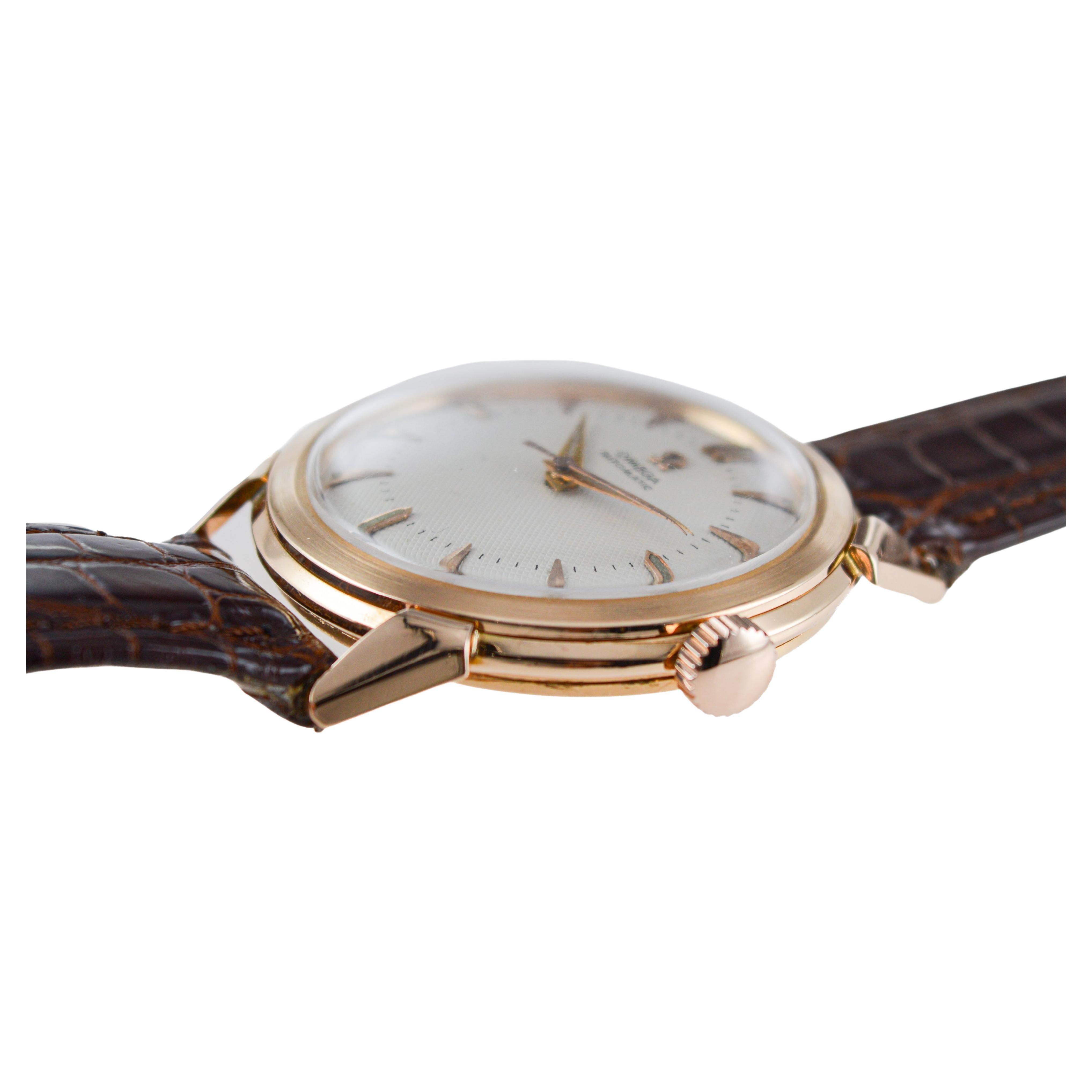 Omega 18Kt Pink Gold Bumper Automatic circa 1940's with Waffle Dial For Sale 7