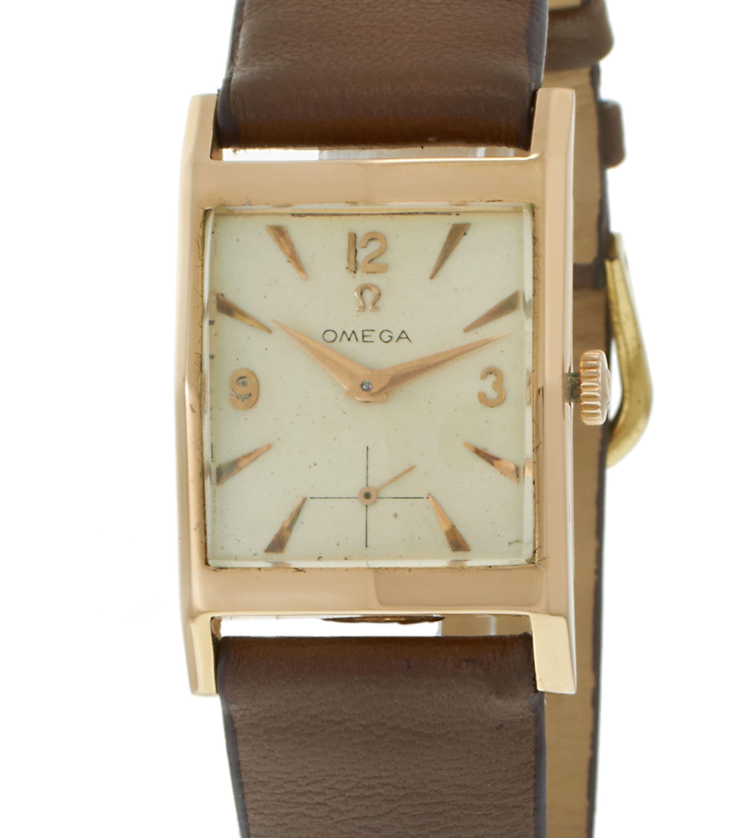 Omega 1952 De Luxe Ref. 3946 - Oro rosa 18KT, quadrante in patina d'argento In condizioni buone in vendita a New York, NY