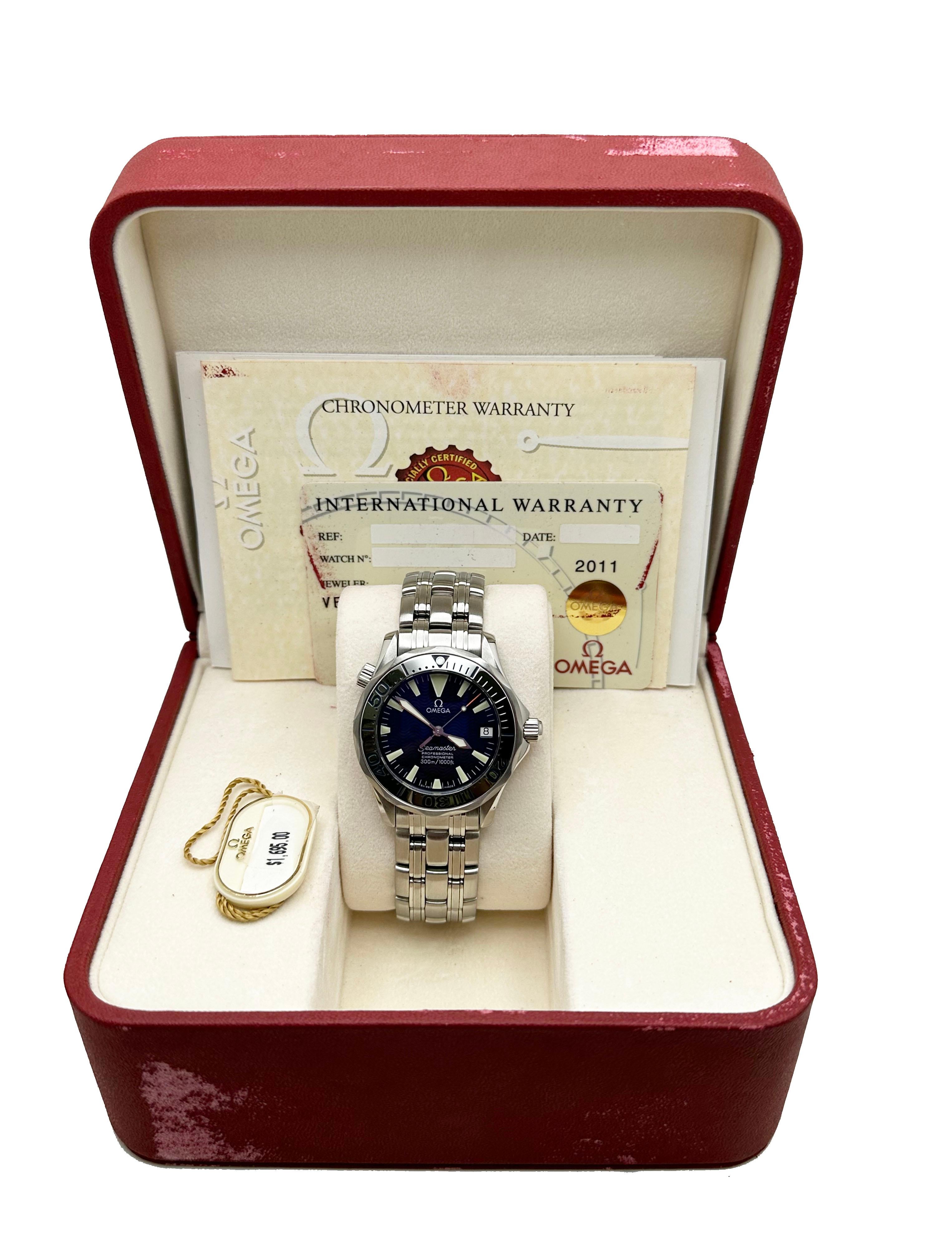 Stilnummer: 2053.80.00

 

Jahr: 2011

 

Modell: Seamaster 

 

MATERIAL des Gehäuses: Rostfreier Stahl 

 

Band: Rostfreier Stahl 

 

Lünette:  Rostfreier Stahl 

 

Zifferblatt: Blau 

 

Gesicht: Saphirglas 

 

Gehäusegröße: 36,25 mm 

