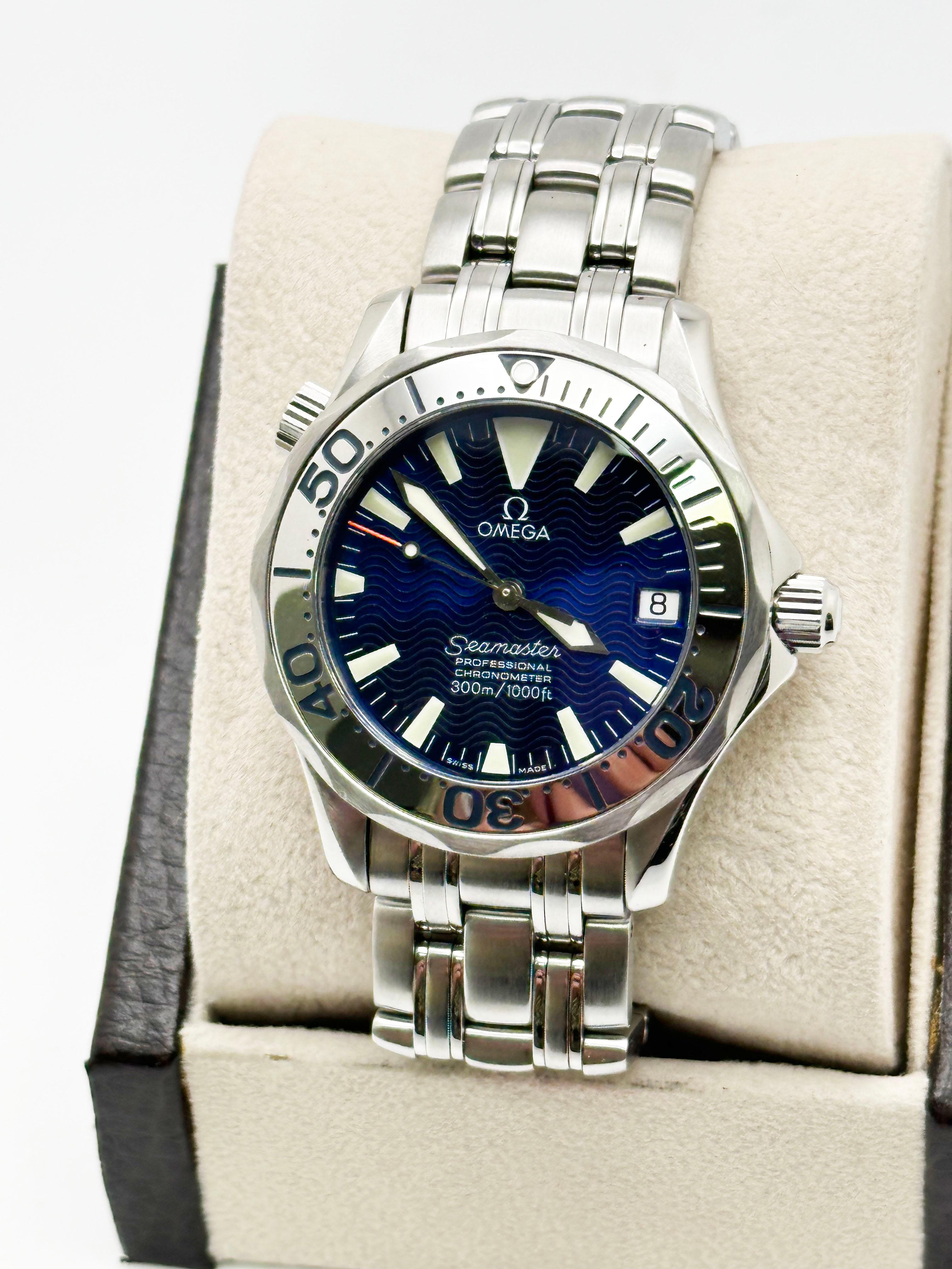 Omega 2053.80.00 Seamaster Blaues Zifferblatt Edelstahl-Kastenpapier mit blauem Zifferblatt 2