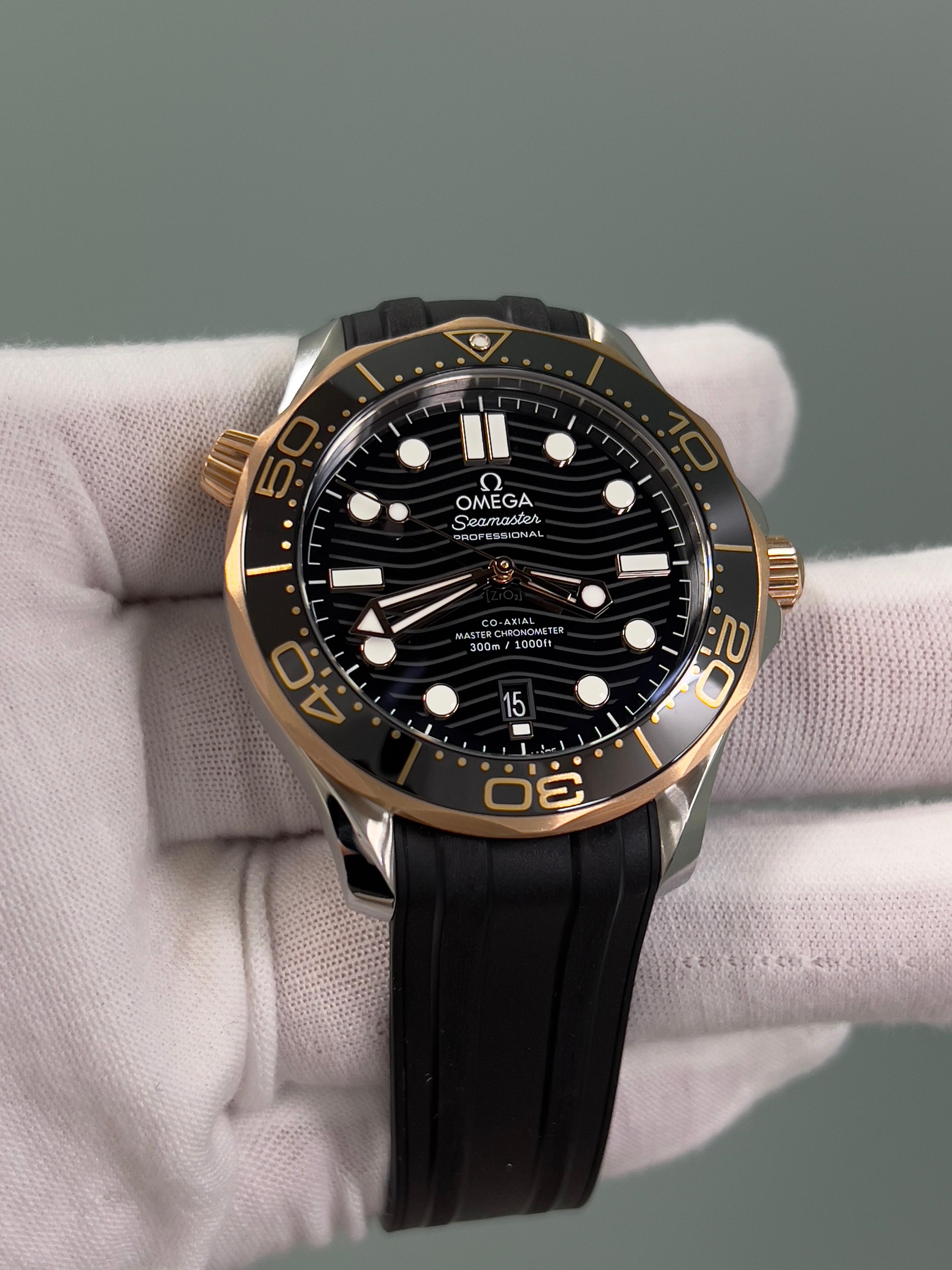 Omega Seamaster Diver 300M 210.22.42.20.01.002 Oro rosa de 18 quilates Acero inoxidable 4
