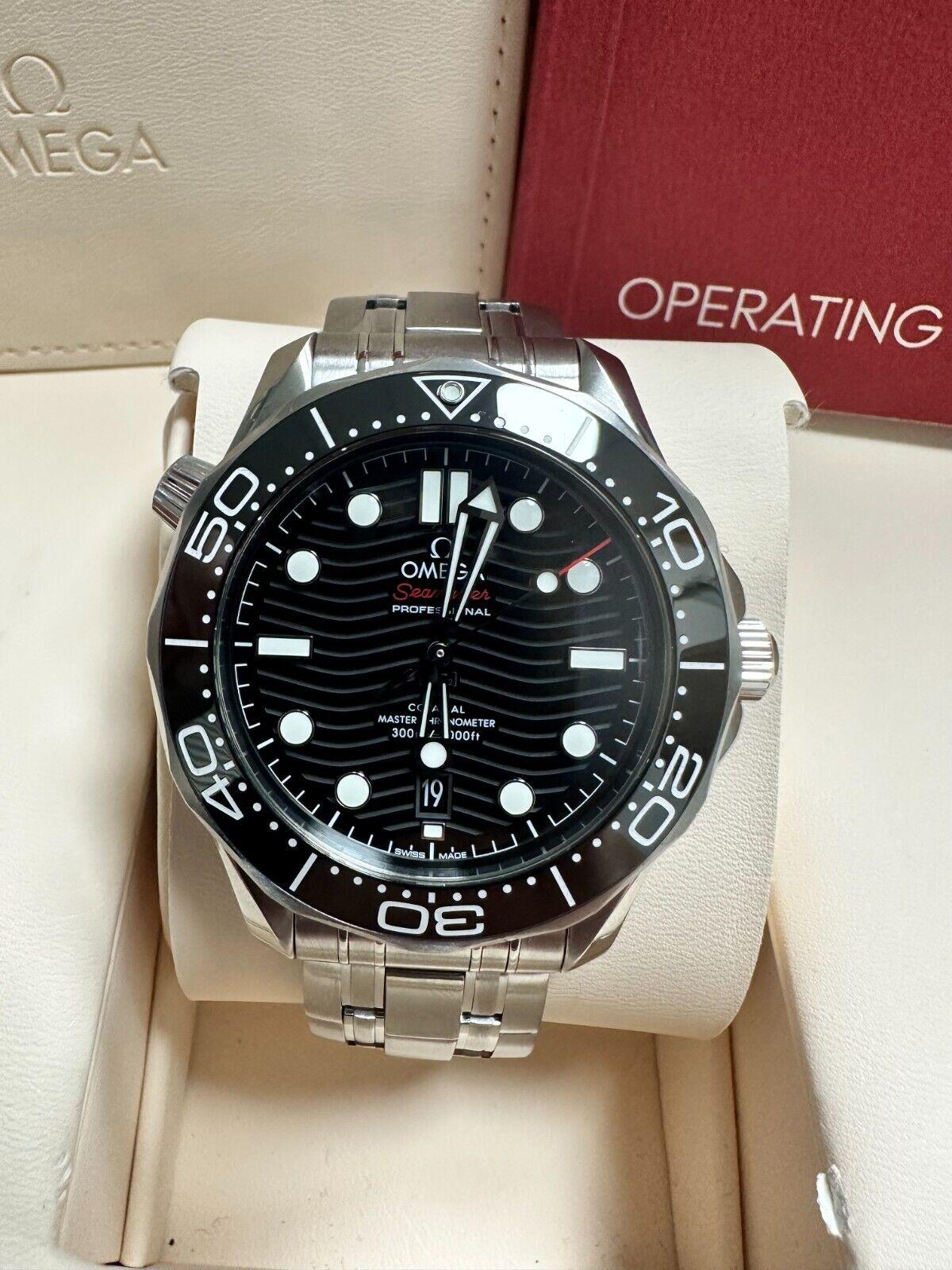 Omega 210.30.42.20.01.001 Seamaster Diver 42mm Stainless Steel Box Paper In Excellent Condition In San Diego, CA