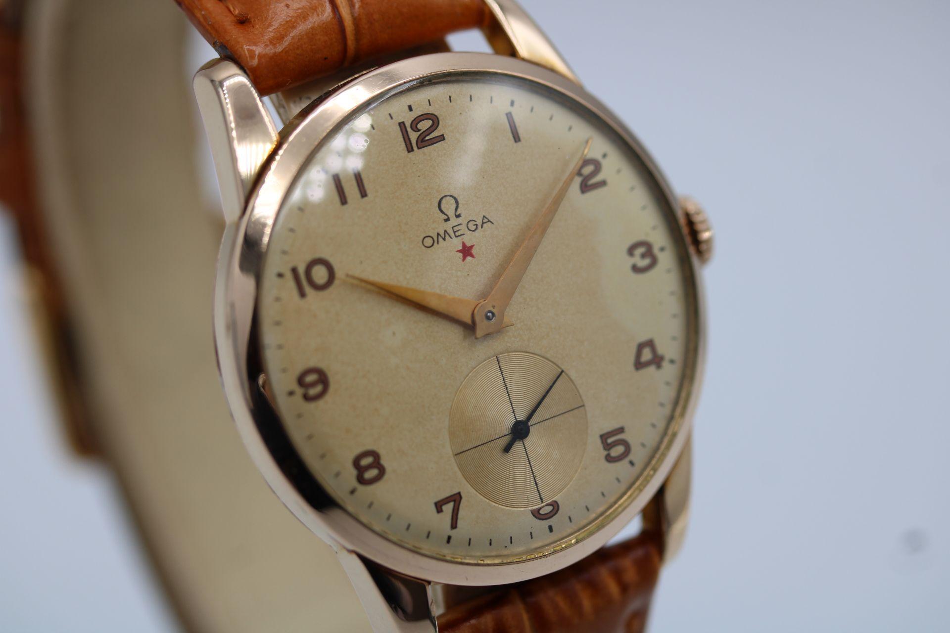 Rare Vintage Omega 2497-4 Jumbo – 1947  Exceptional Condition

This Vintage Omega 2497-4 Jumbo from 1947 is a truly special find, offering a rare opportunity to own a historic and beautifully preserved timepiece. Known for its jumbo-sized 36mm