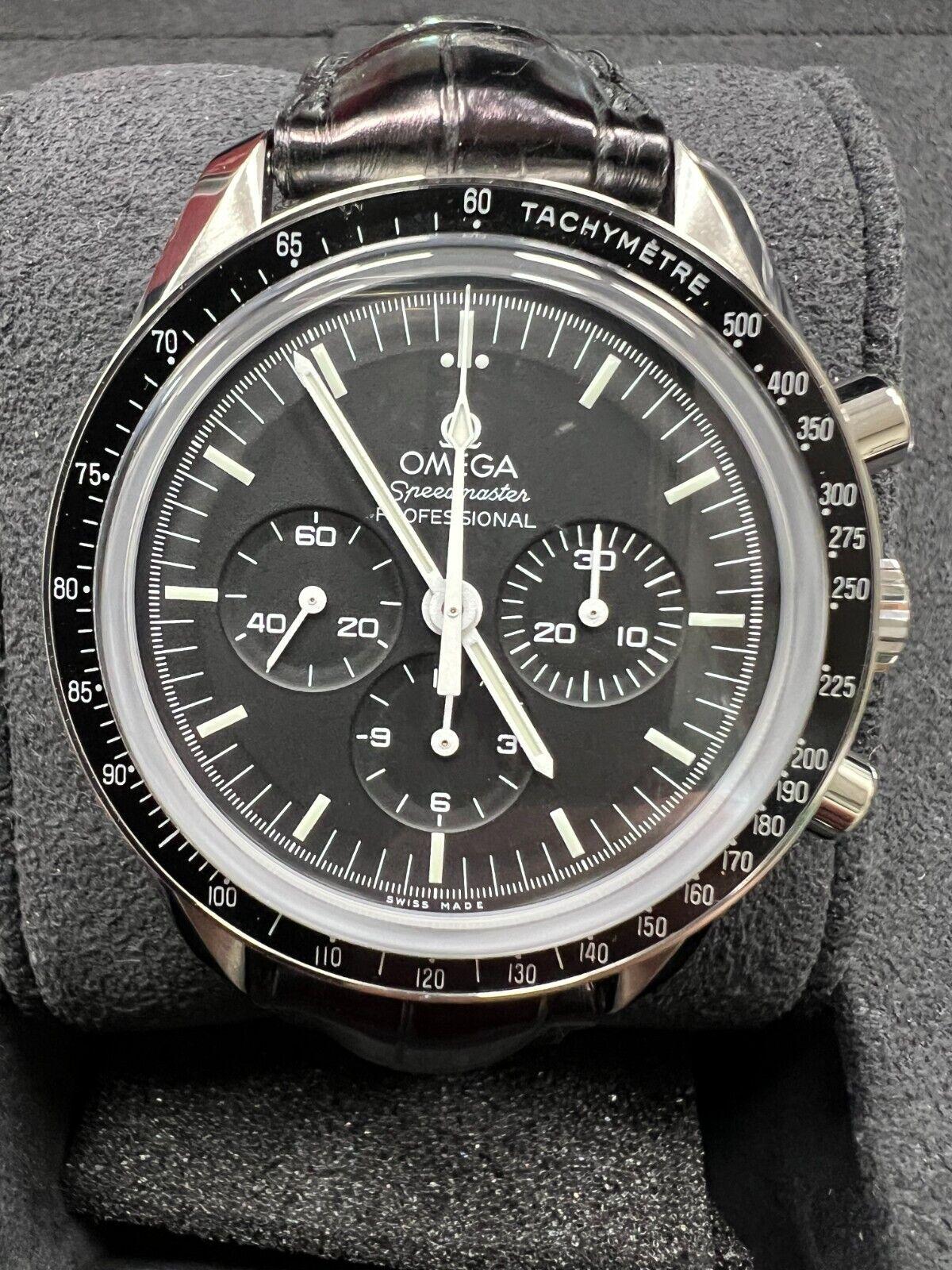 Omega 311.30.42.30.01.006 Speedmaster Moonwatch Professional Steel Box Paper In Excellent Condition For Sale In San Diego, CA