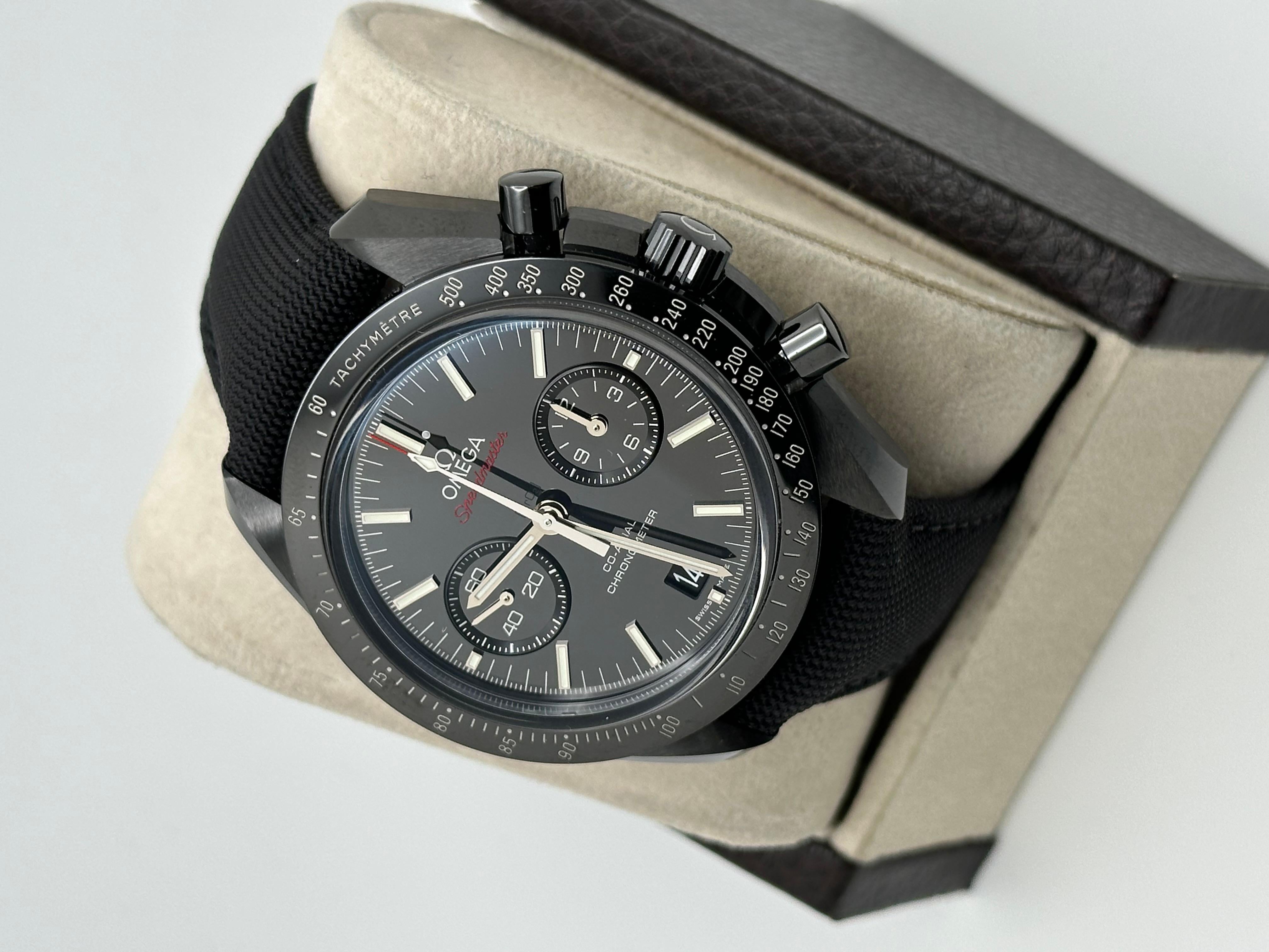 Omega 311.92.44.51.01.007 Speedmaster Dark Side of the Moon Ceramic Box Paper 1