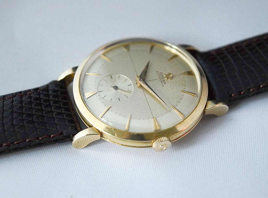 Omega 332 Ref. 2398 14 k Gold Solid Gold Men’s Vintage Watch In Good Condition In London, GB