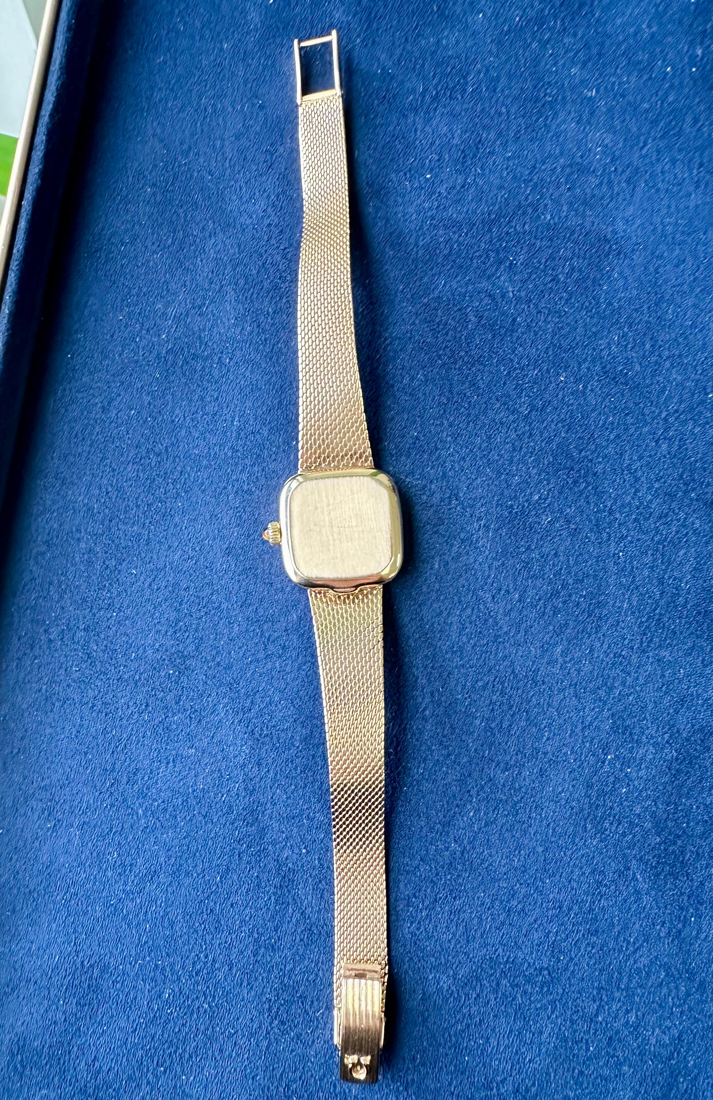  Omega 9k Gelbgold Uhr mit Handaufzug Vintage Uhr im Angebot 4