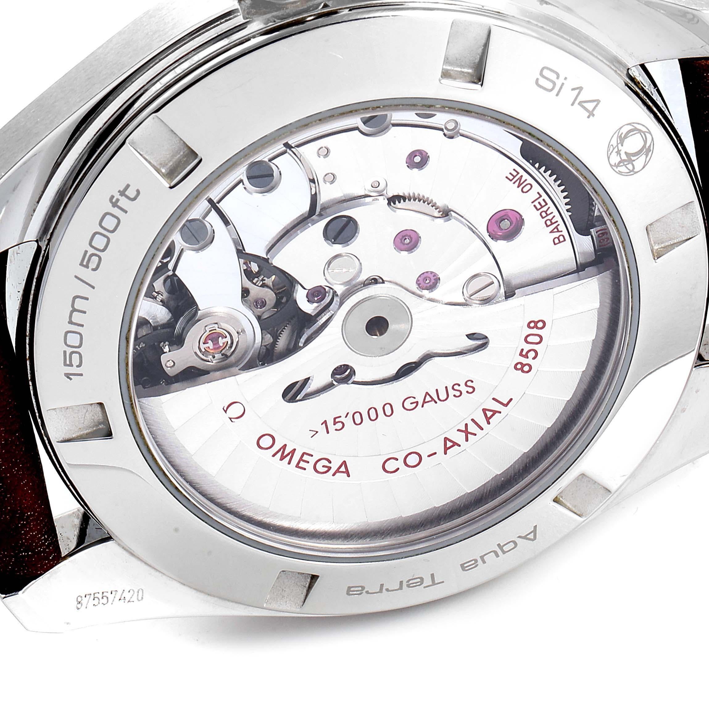 Omega Aqua Terra Co-Axial 5000 Gauss Yellow Hand Watch 231.12.42.21.01.001 In Excellent Condition In Atlanta, GA