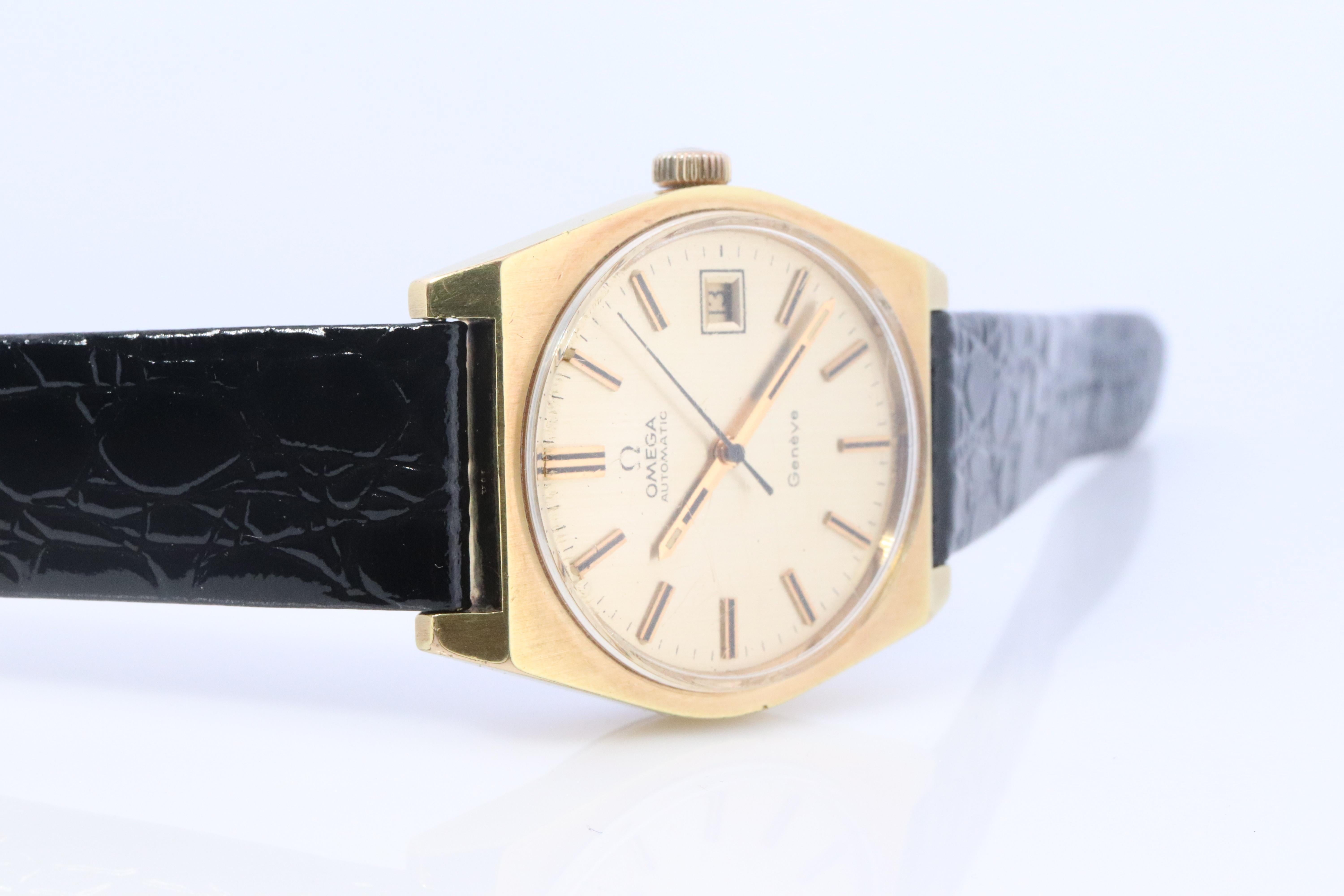 Vintage Omega Geneve Automatic Watch


1481 Caliber

Condition: Works and keeps time. Excellent condition for the Age.

Works like it should. Winds up while wearing it. 

Details:
35mm Case
5.5mm crown
Brand New Genuine Leather Band.

Please don't