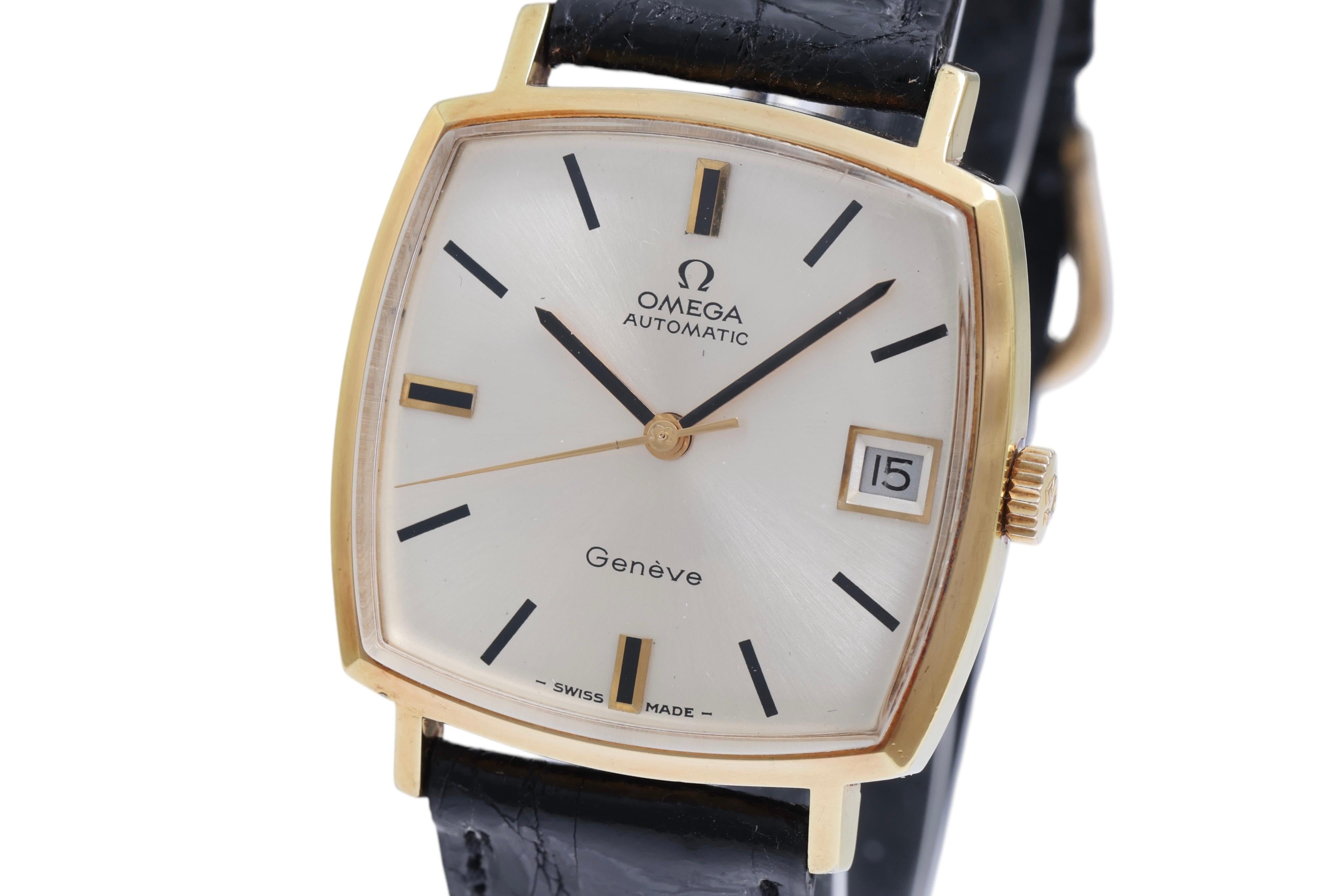 Omega Automatic Wrist Watch Collectors Like New

Movement : Mechanical with Automatic Selfwinding, Caliber 162 010

Case : Goldplated & Stainless Steel

Plexi Glass : Original Omega with engraved Logo in center .

Strap : Omega leather strap, buckle