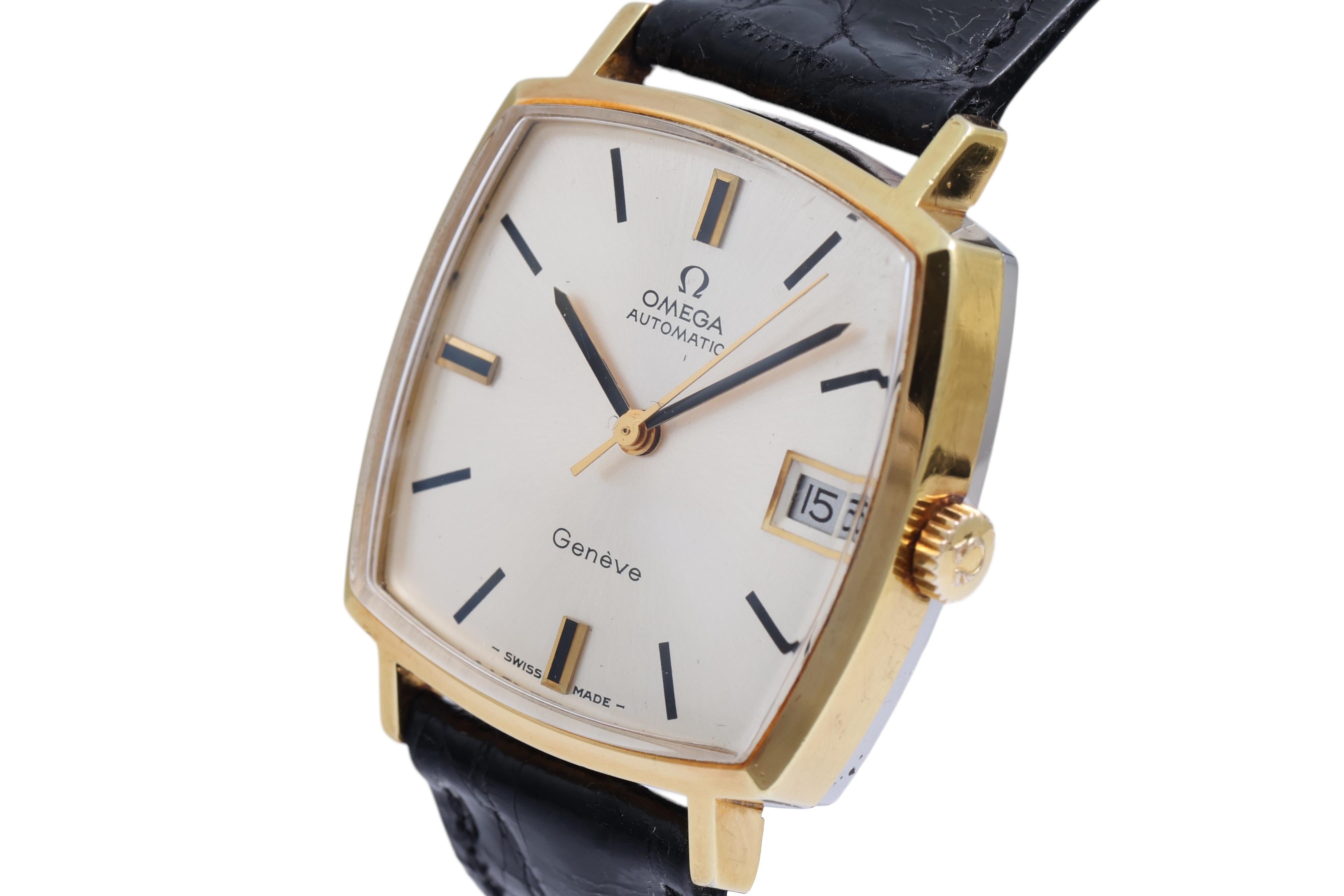 Artisan Omega Automatic Wrist Watch Collectors Like New, Caliber 162010 For Sale