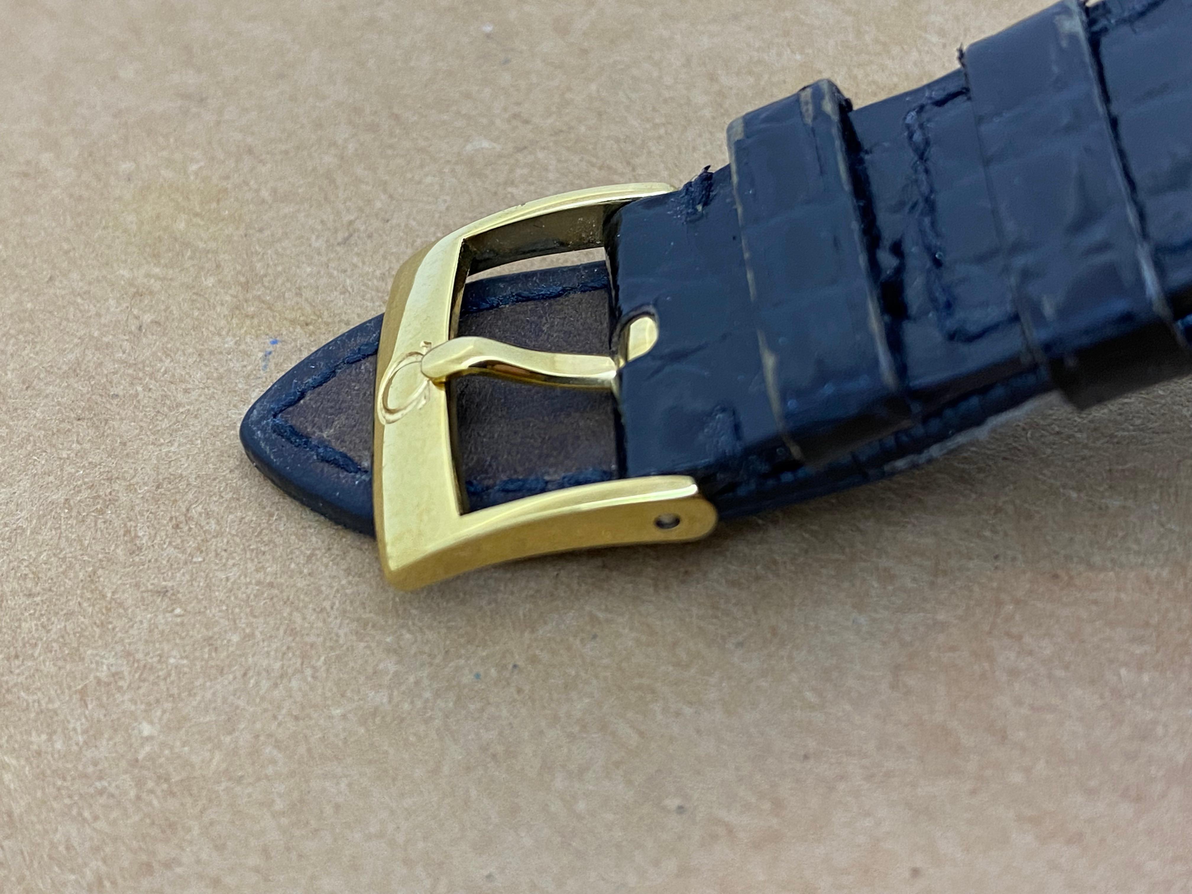 Omega Bumper 18K Yellow Gold ref 2709 Cal 344 Automatic 35mm Watch, c1952. For Sale 4