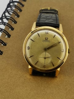 Omega Bumper 18K Yellow Gold ref 2709 Cal 344 Automatic 35mm Watch, c1952.