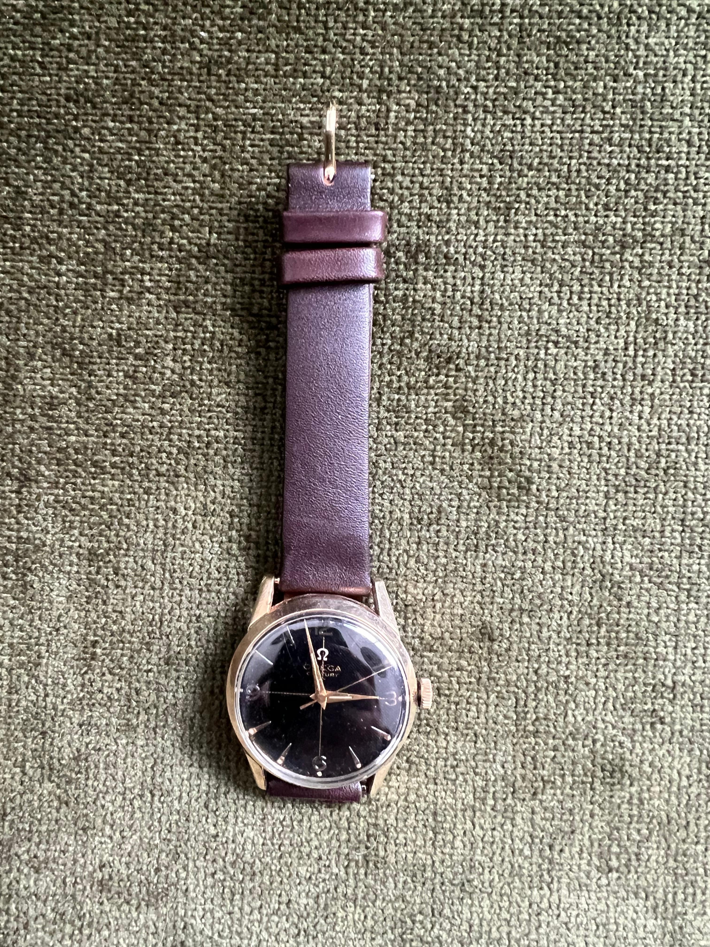 10K Yellow Gold Omega Century Gold and Black Vintage, Circa 1956, Deco, Retro  For Sale 1
