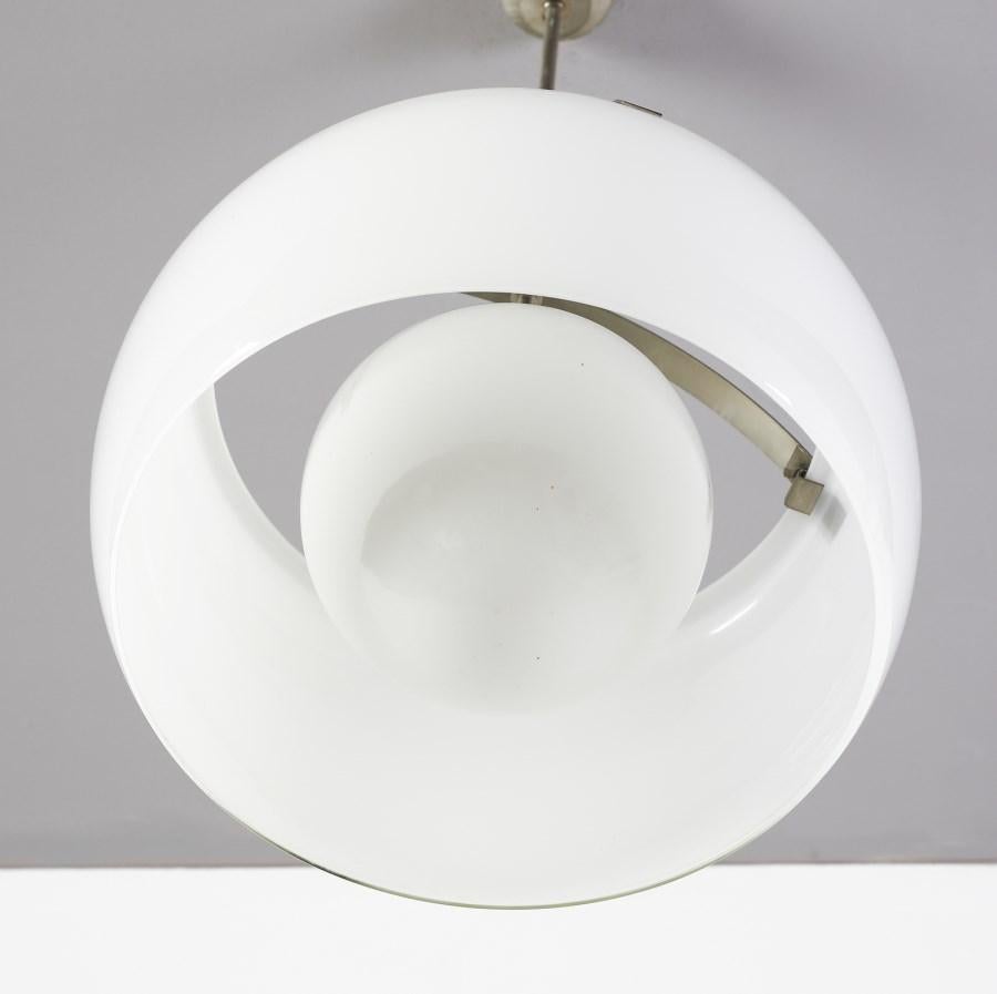 Space Age 'Omega' chandelier by Vico Magistretti for Artemide, Italy, 1962 For Sale
