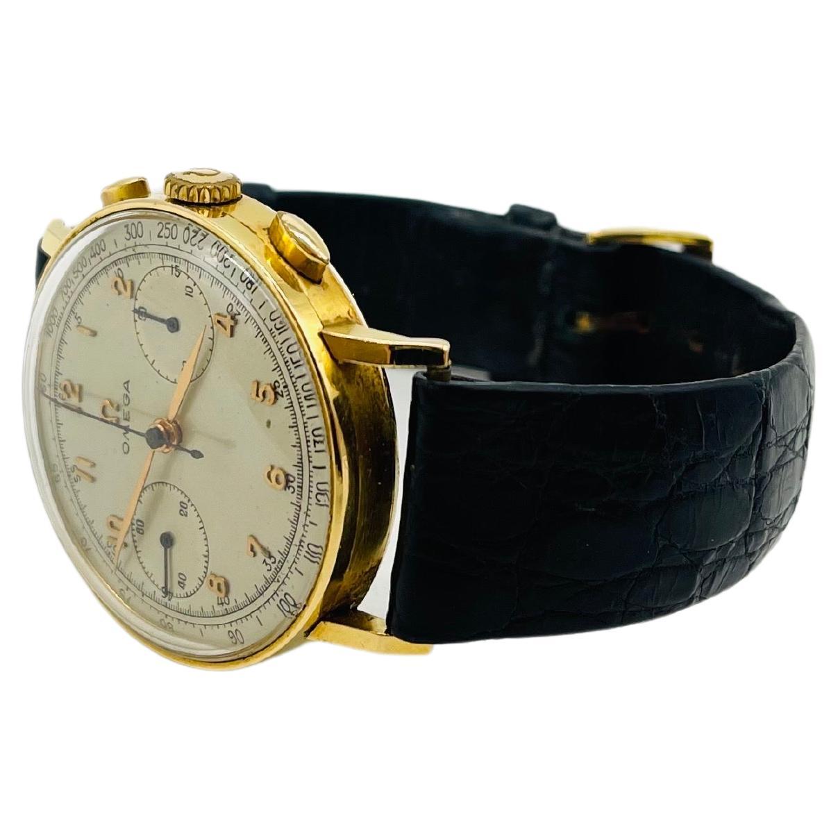 Omega Montre-bracelet chorégraphiée vintage en or 18 carats cal.33.3 1950 en vente 5