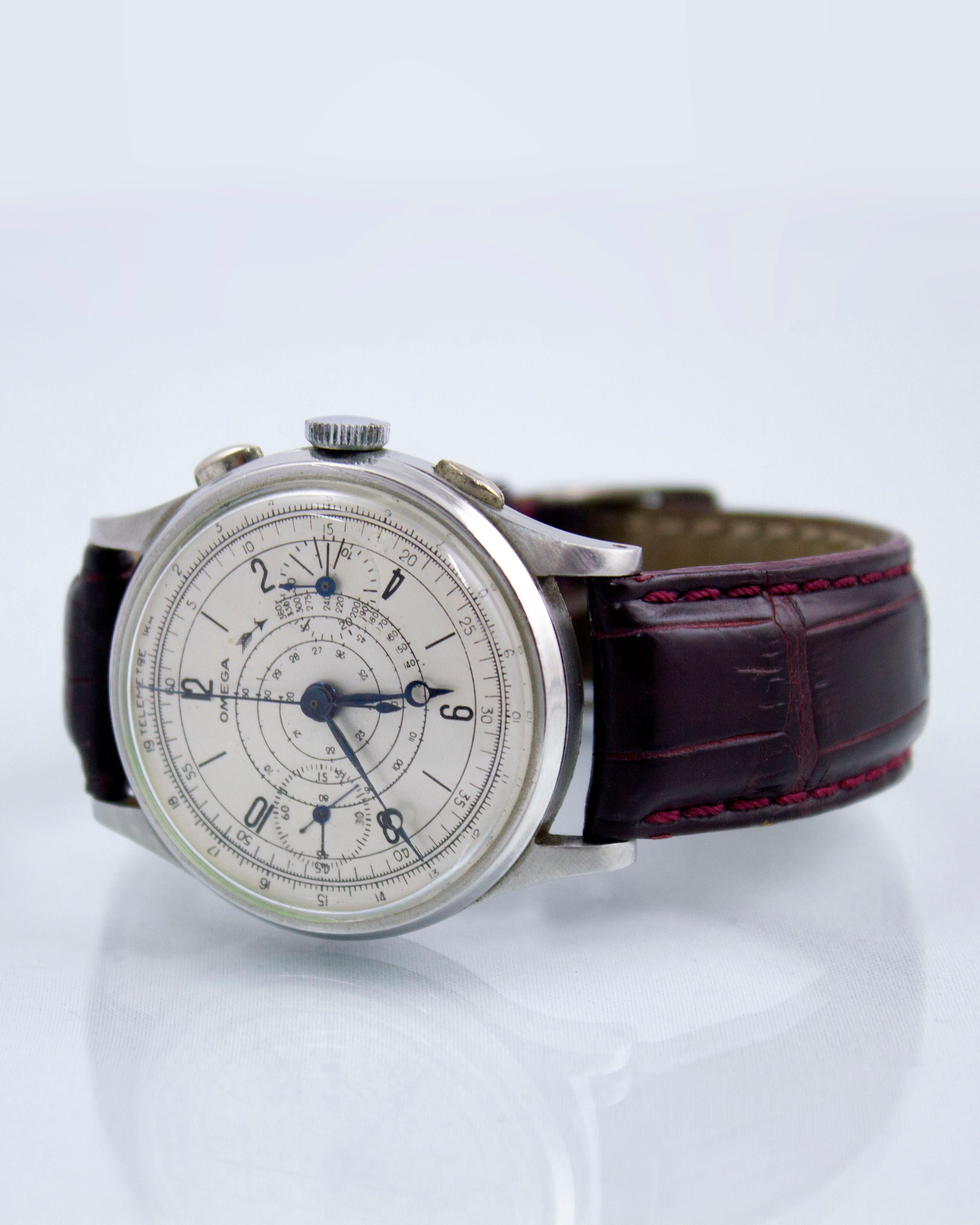 Omega Chronograph Kaliber 33.3 - Edelstahl, CIRCA 1944 im Angebot 1