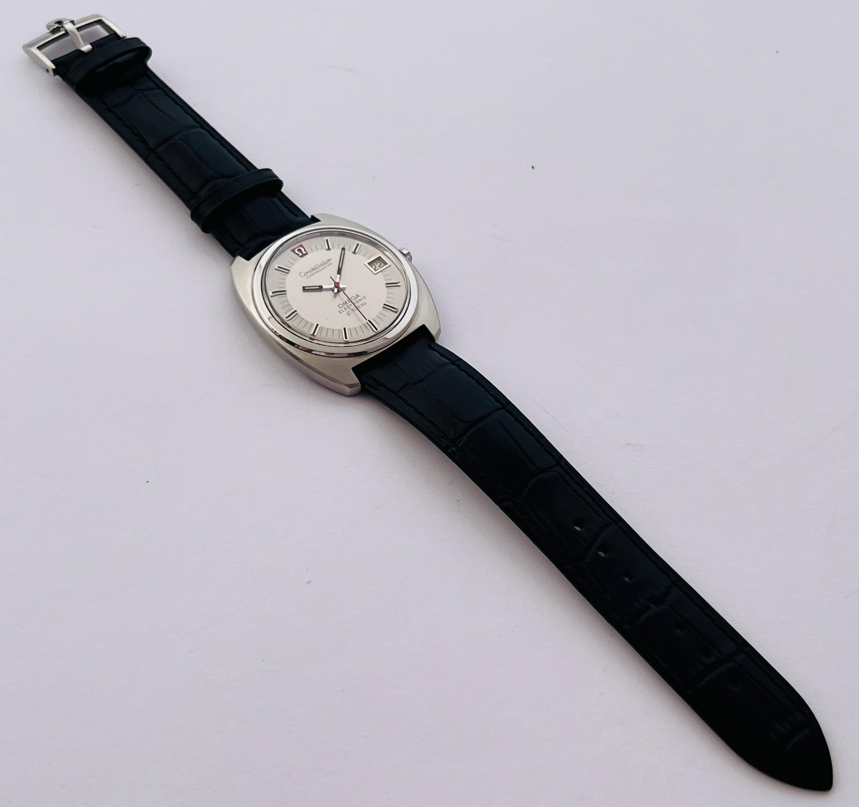 Omega Chronometer Electronic f300 Watch In Box Vintage 70's In Good Condition In Toronto, CA