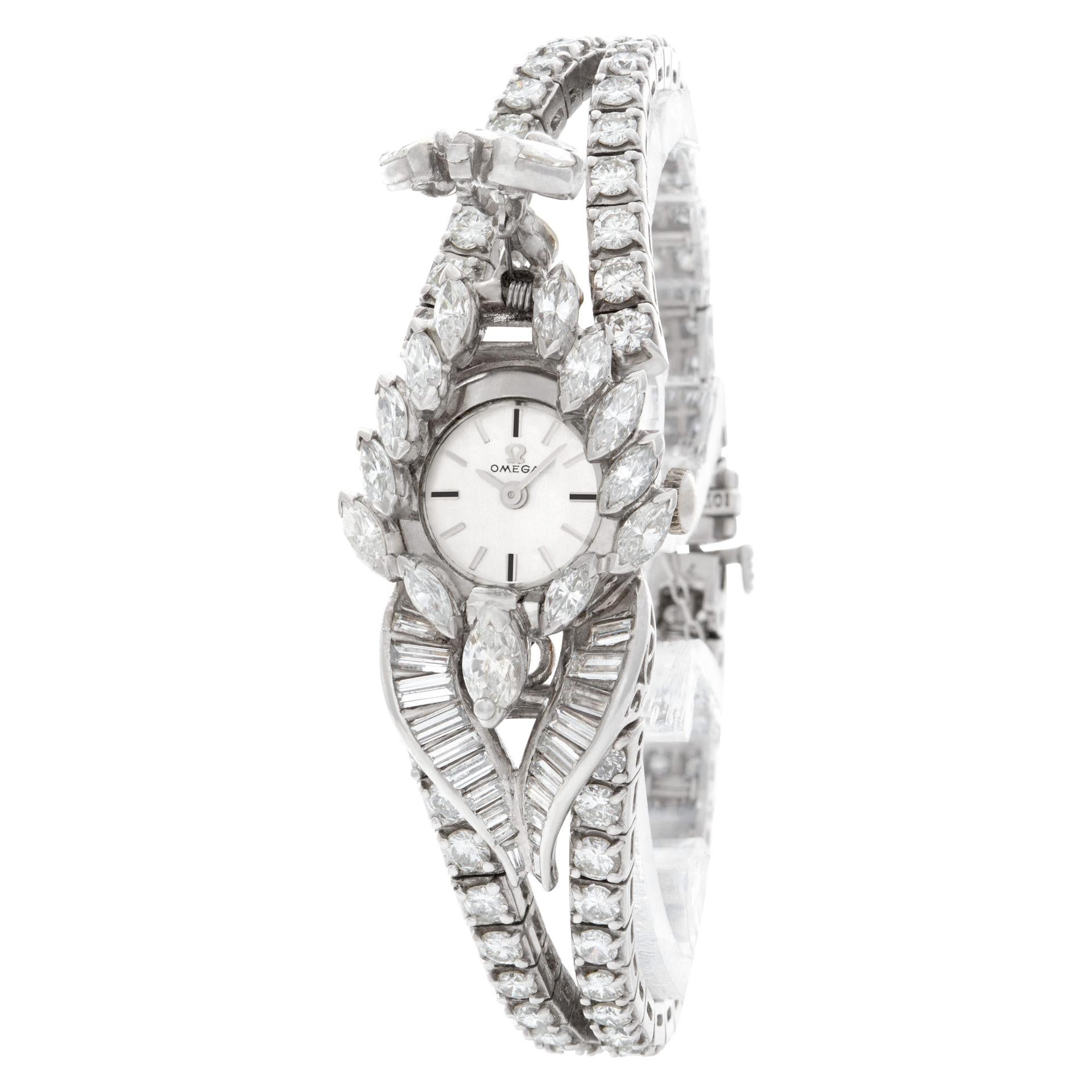 Omega Classic 123 Platinum Silver Dial Manual Watch In Excellent Condition In Surfside, FL