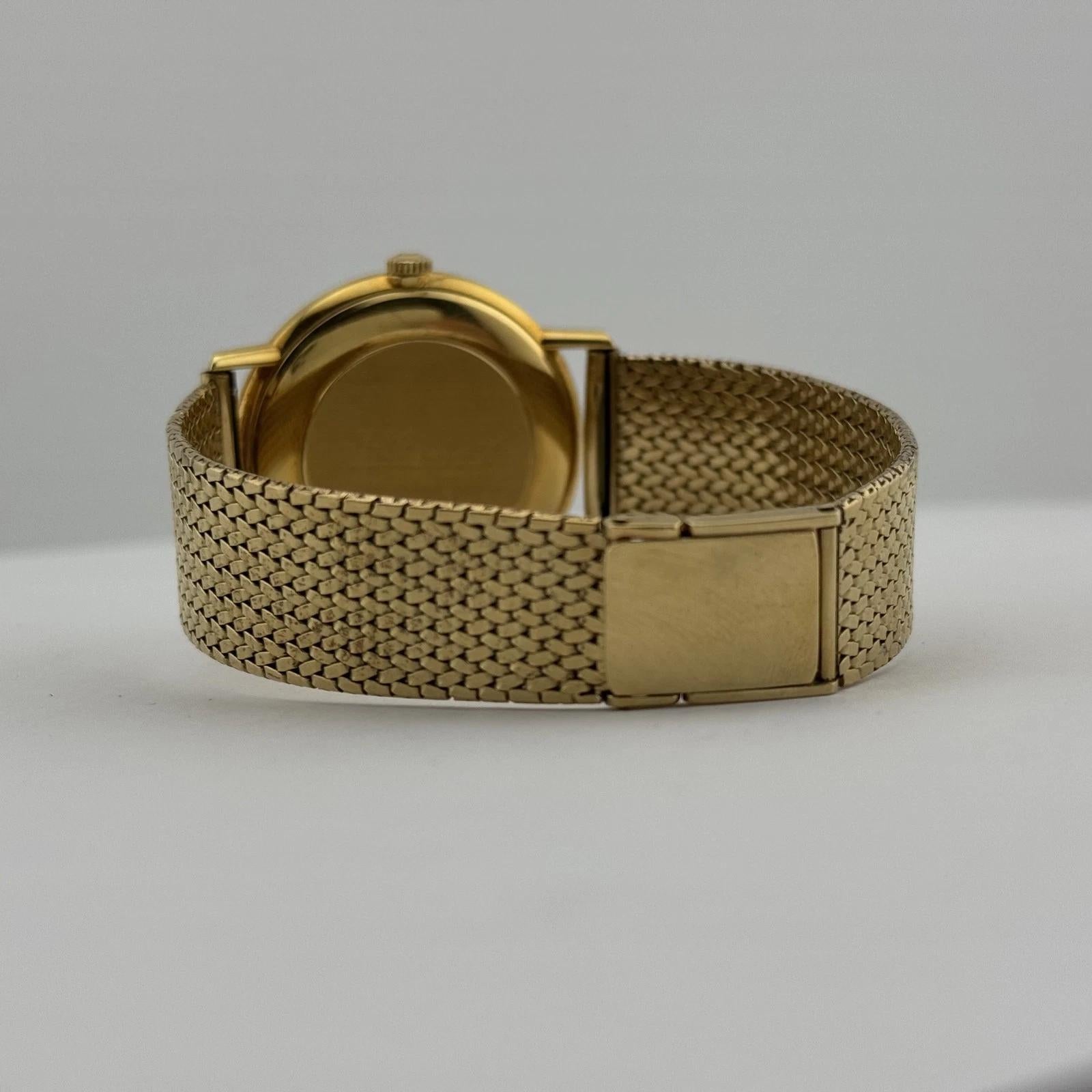 Omega Classic 131026 33mm Yellow Gold Silver Dial Wristwatch For Sale 3
